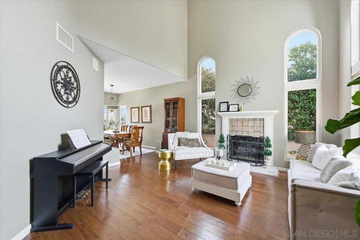 2701 Isham Springs Ct, Spring Valley, CA 91977 - Photo 4 of 63, Spring Valley, CA