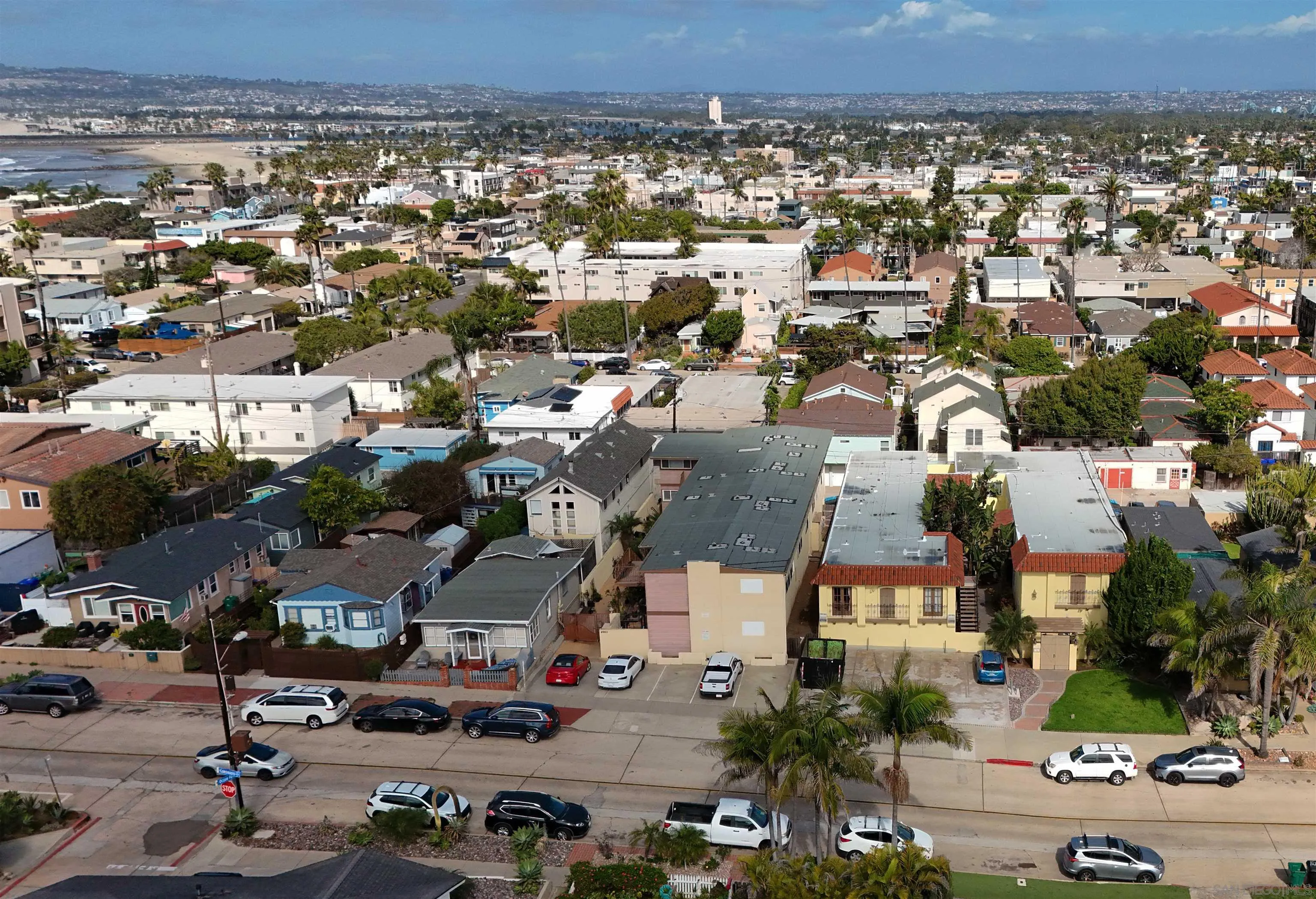 https://cdn.realtyfeed.com/cdn/127/260003647/b03b369b47d24c4fec9b86650c73b947.webp
