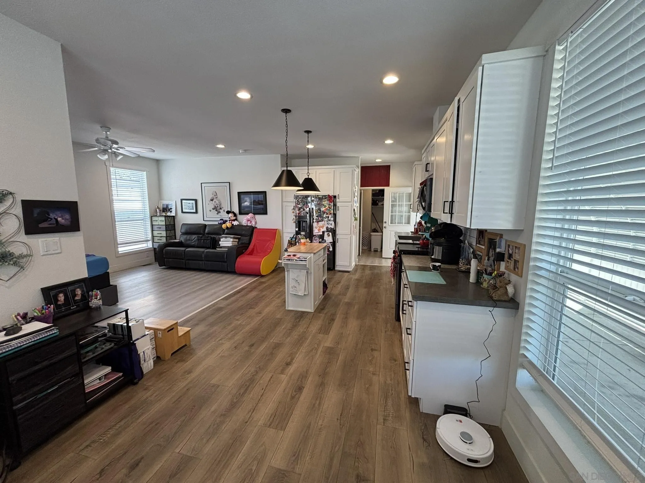 https://cdn.realtyfeed.com/cdn/127/260003653/00955a8df4de774d5ec8ec1e7773956f.webp