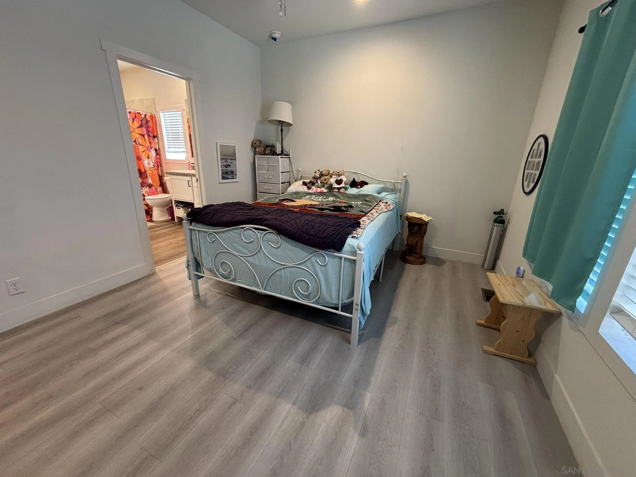 https://cdn.realtyfeed.com/cdn/127/260003653/4cd5cac833067c12cc0a05e135875c91.webp