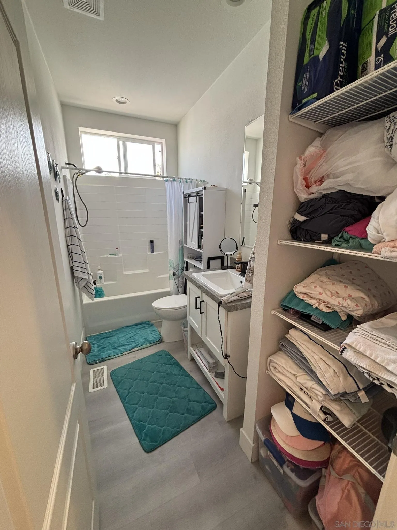 https://cdn.realtyfeed.com/cdn/127/260003653/9f897ae8e1596b605c5b7430fdbd90ff.webp