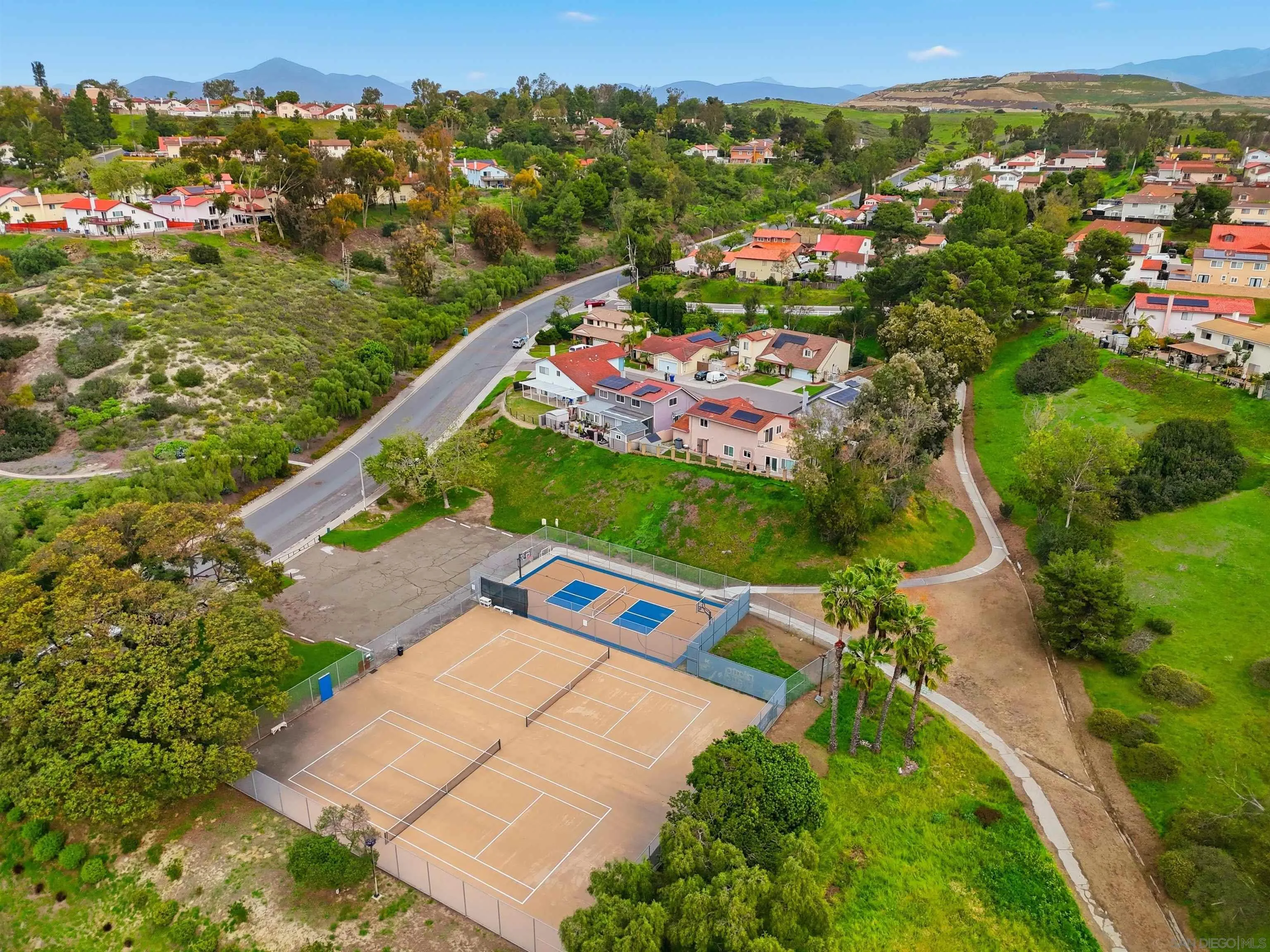 https://cdn.realtyfeed.com/cdn/127/260003662/0d9921d1023053d0b236d135047c1af2.webp