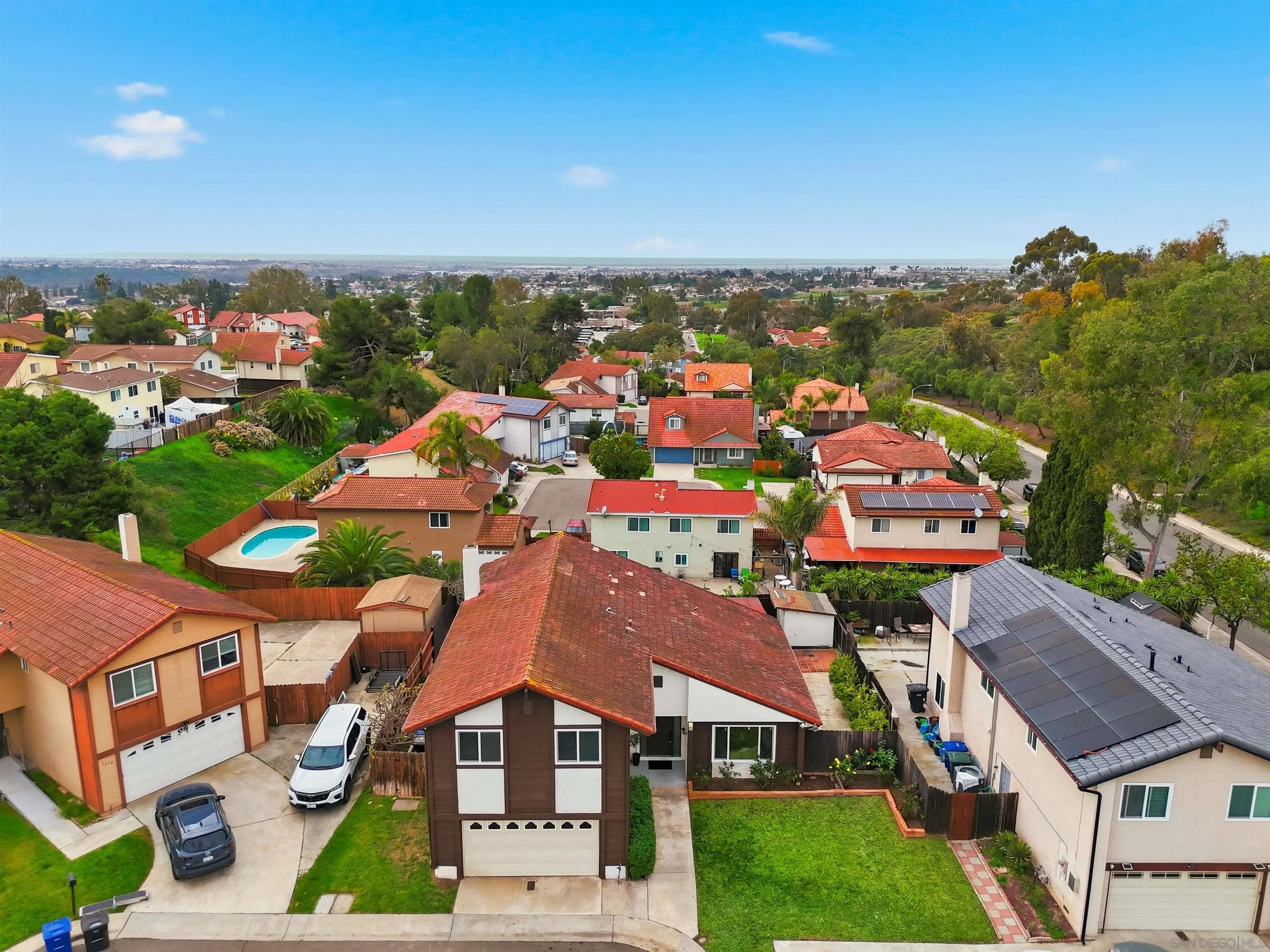 https://cdn.realtyfeed.com/cdn/127/260003662/23fb3b2855e8a05afb1f051042be70e9.webp