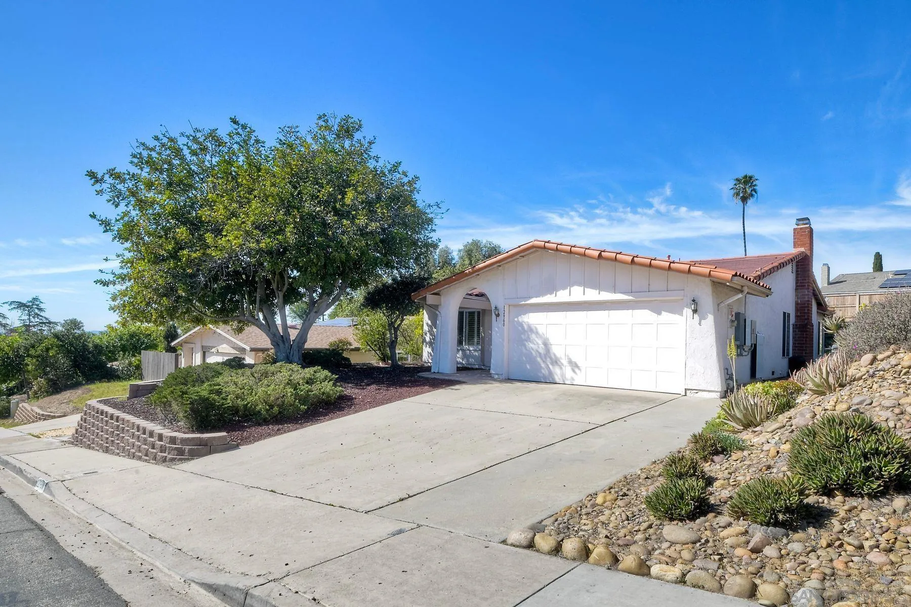 https://cdn.realtyfeed.com/cdn/127/260003663/4749df08df5fa6c459617554706dd48c.webp
