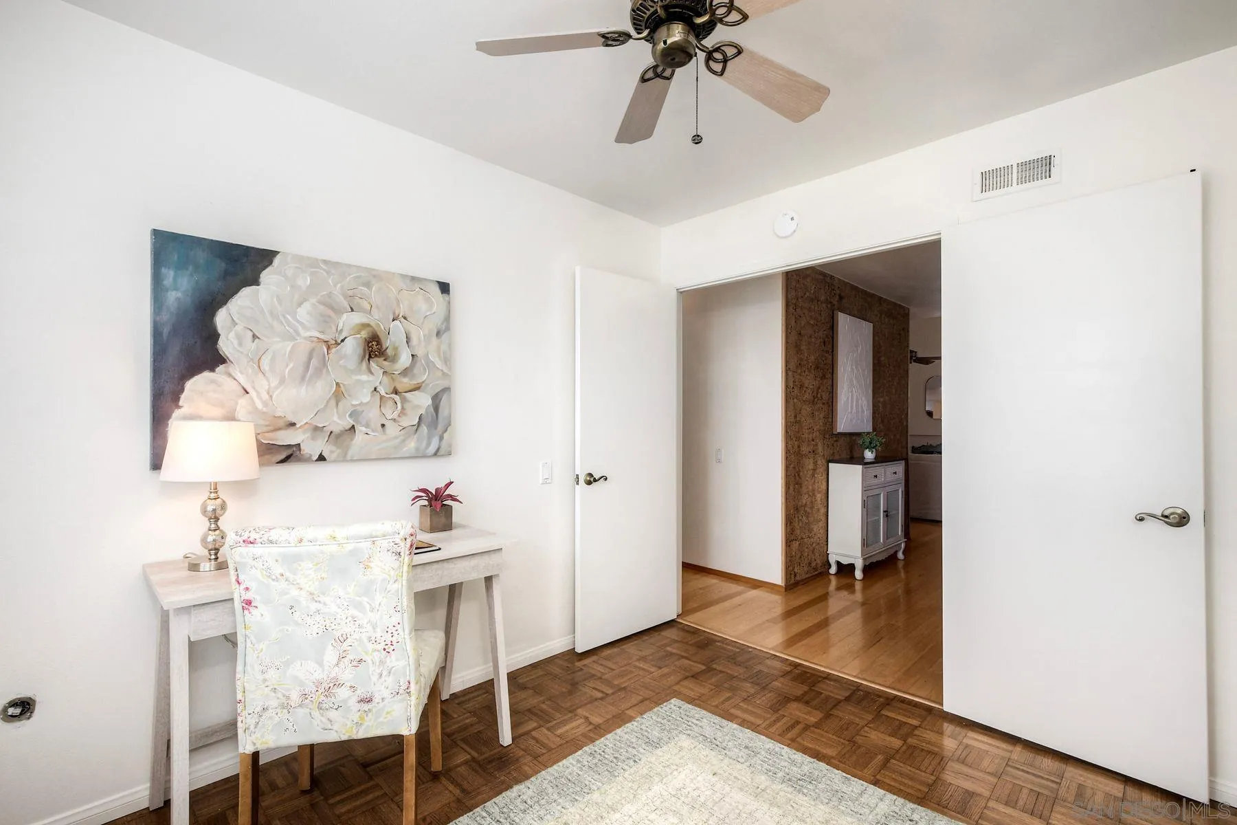 https://cdn.realtyfeed.com/cdn/127/260003663/fdc550a662ba05eefadbe1b1b34edc79.webp