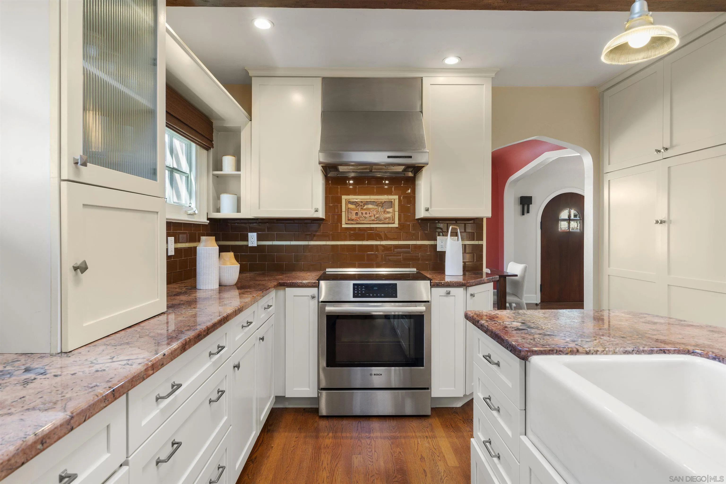 https://cdn.realtyfeed.com/cdn/127/260003664/21b942cfe6563ef27f202430d33fe601.webp