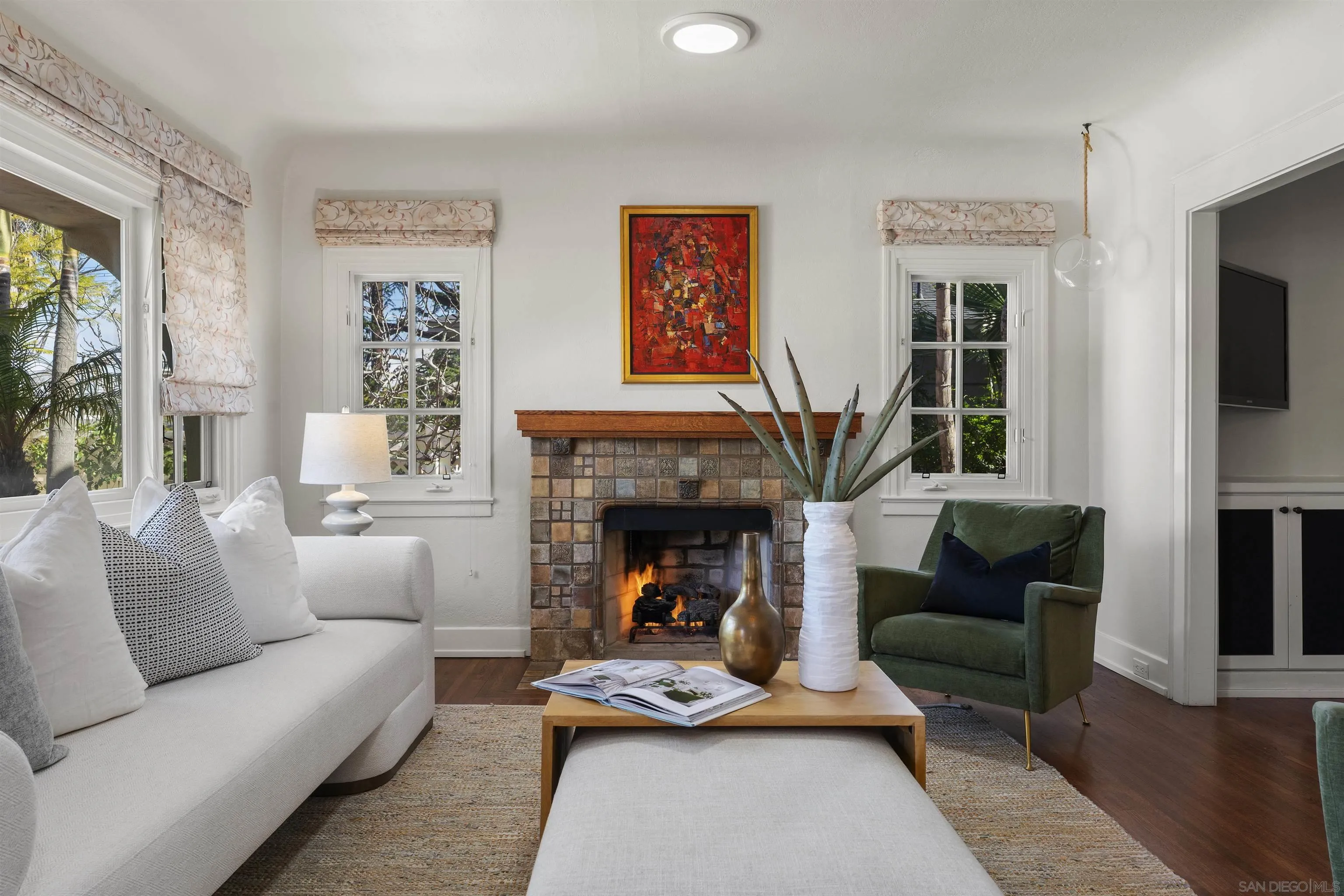 https://cdn.realtyfeed.com/cdn/127/260003664/6667ea9c6ef6412332e19f0cdcce2056.webp