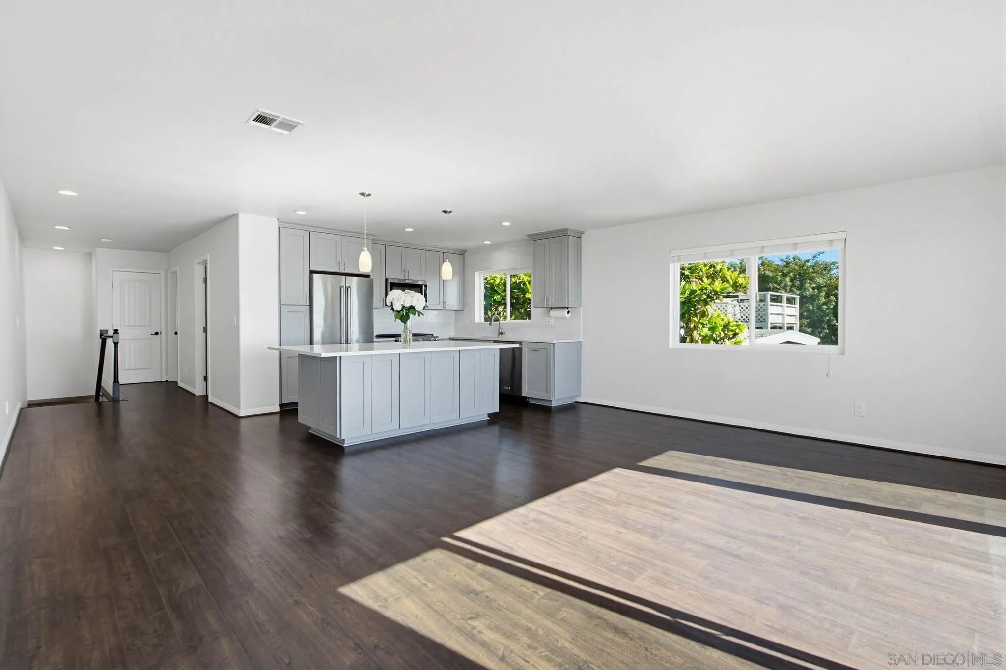 2044 Edinburg Avenue, Cardiff, CA, 92007