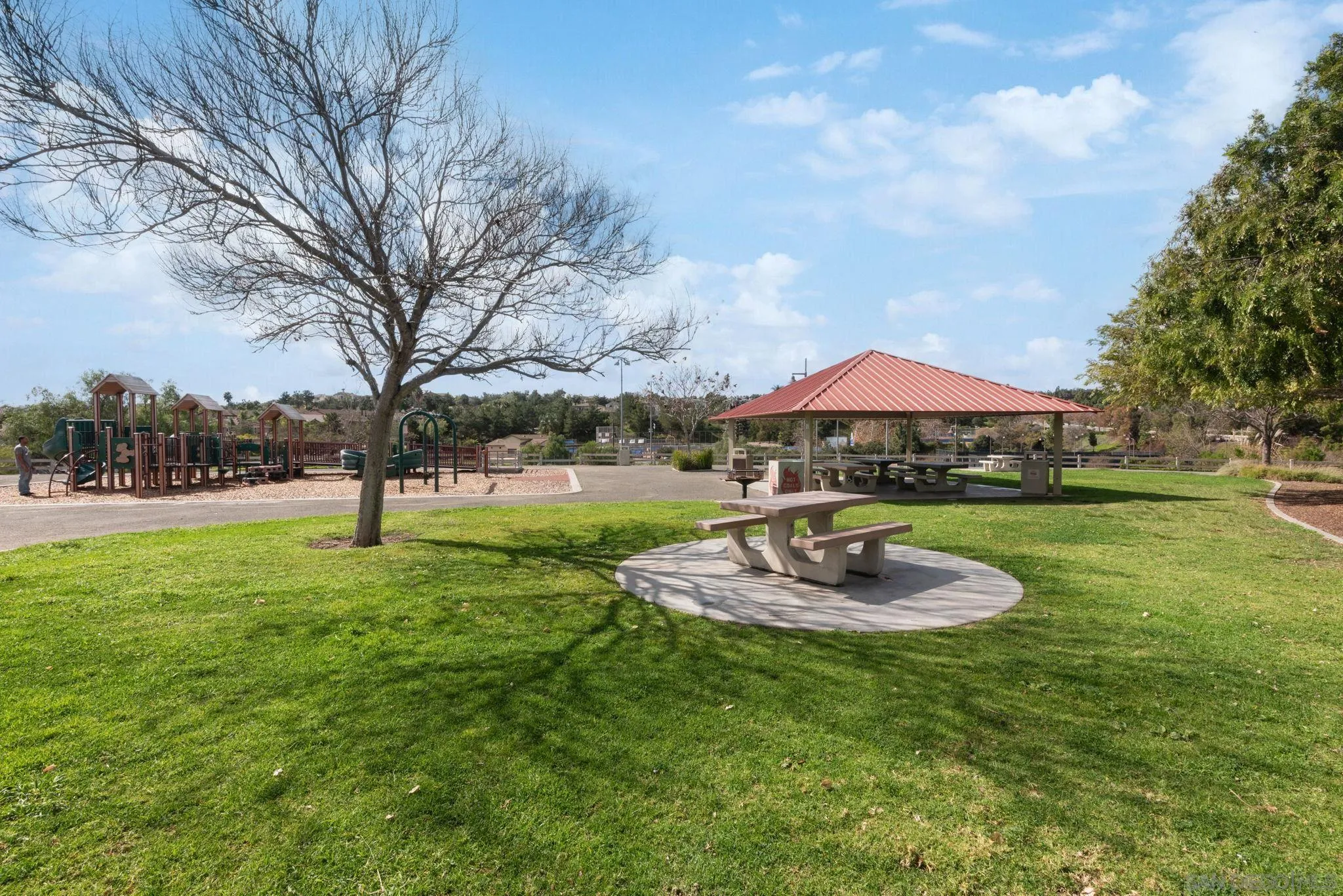 https://cdn.realtyfeed.com/cdn/127/260003666/0278131013d2f4e35b9b5d6937f41d29.webp