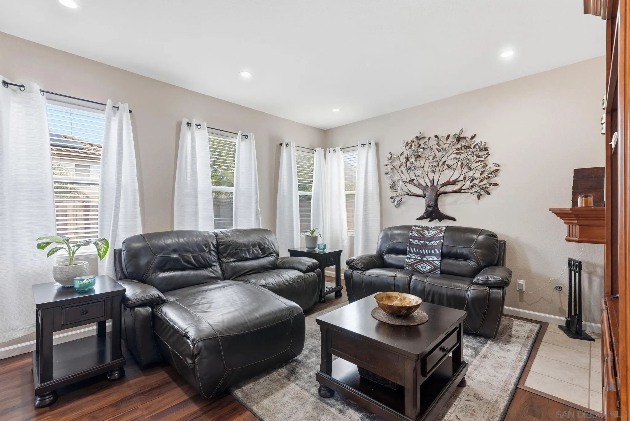 https://cdn.realtyfeed.com/cdn/127/260003666/67429051954fb24c48a473fbc4b87ced.webp