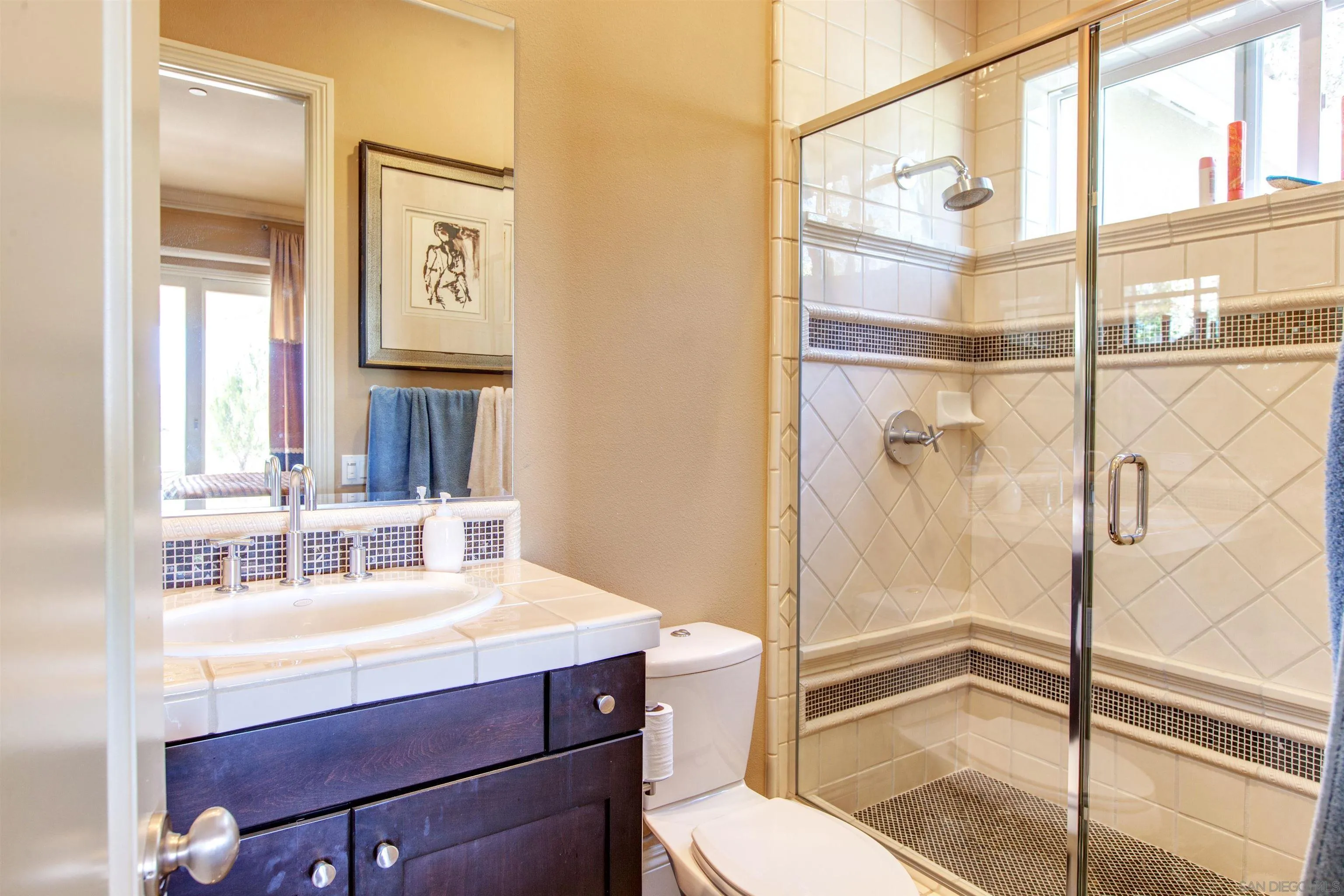https://cdn.realtyfeed.com/cdn/127/260003677/0cc0e547d9eb7cde64b182aa5521befb.webp