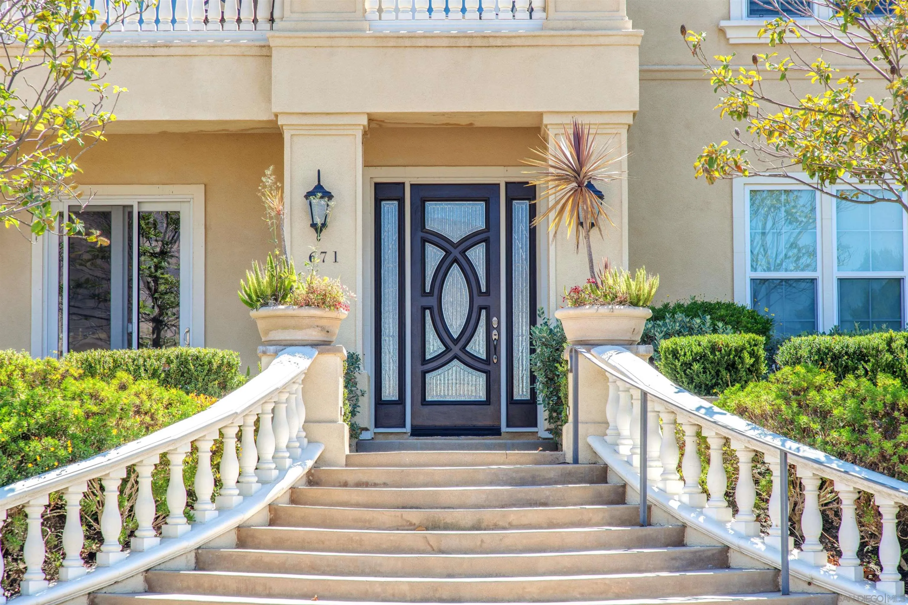 https://cdn.realtyfeed.com/cdn/127/260003677/2d1cb3994a6852485acb539da42c5a11.webp