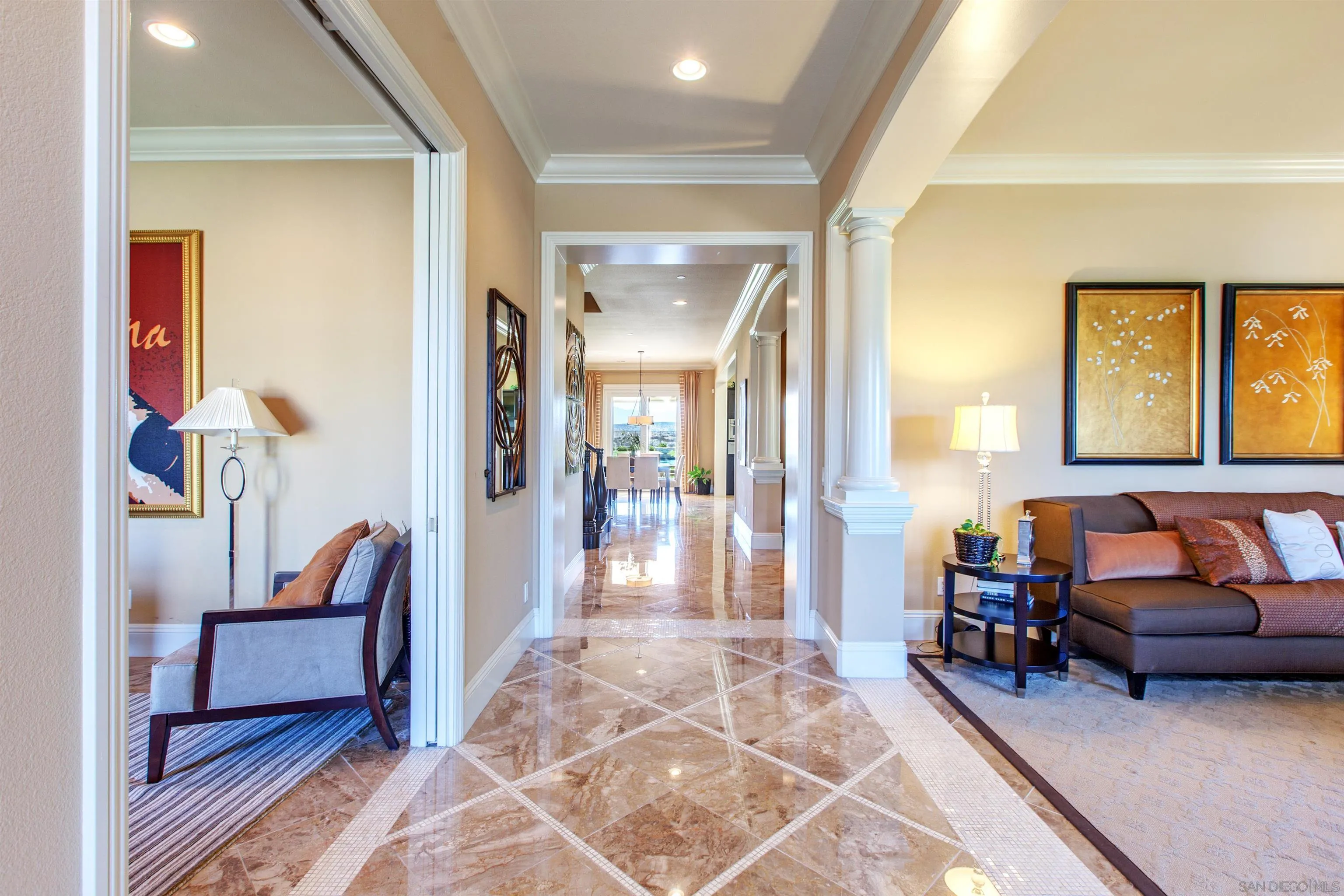 https://cdn.realtyfeed.com/cdn/127/260003677/eaabb72566b467029f79219bb49d7b65.webp