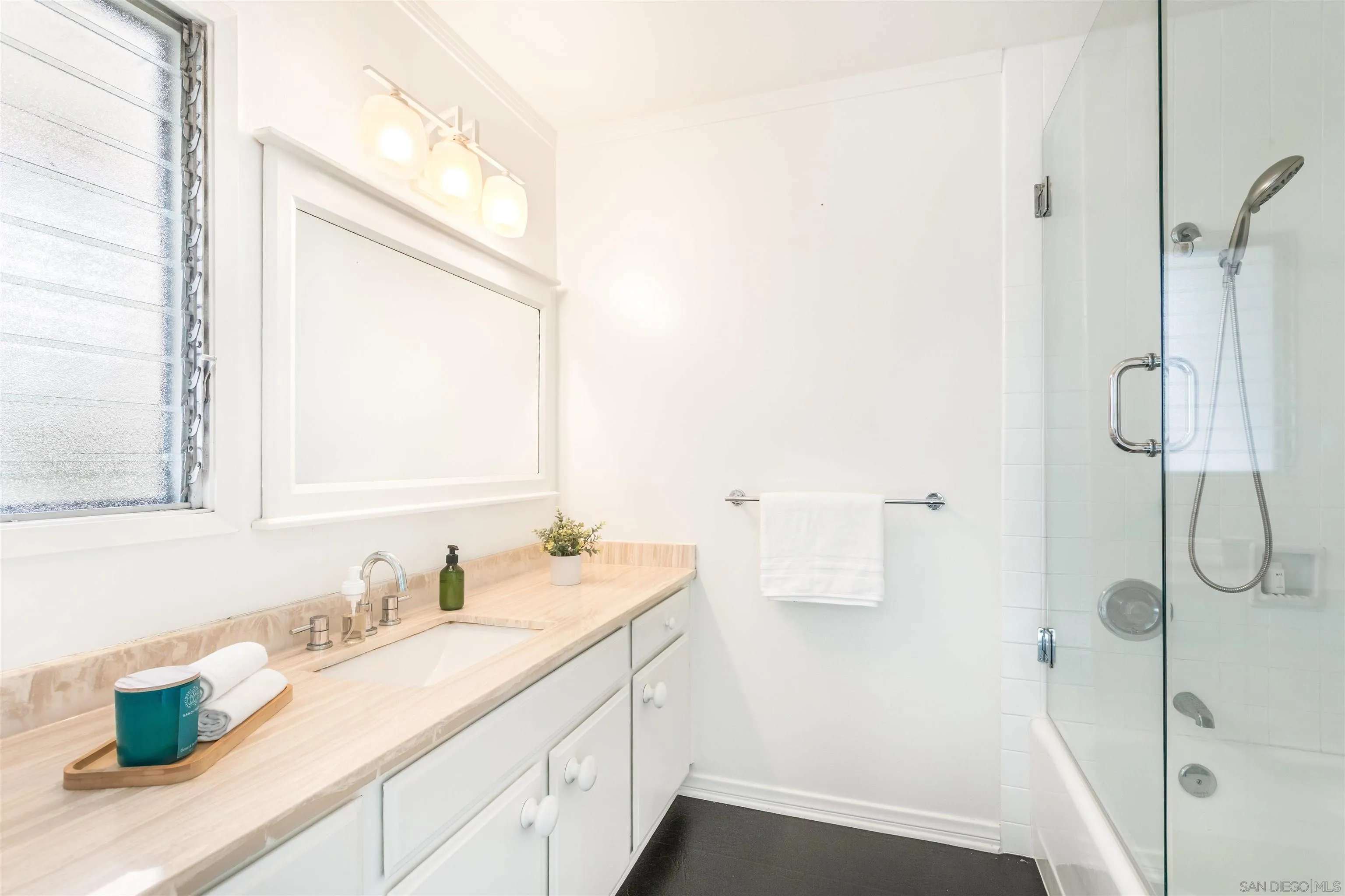 Photo #20: 260003680 Listing: Photo #20