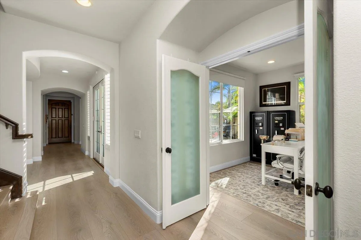 https://cdn.realtyfeed.com/cdn/127/260003681/13687c71c972529a7f0c94a71f9a15e2.webp