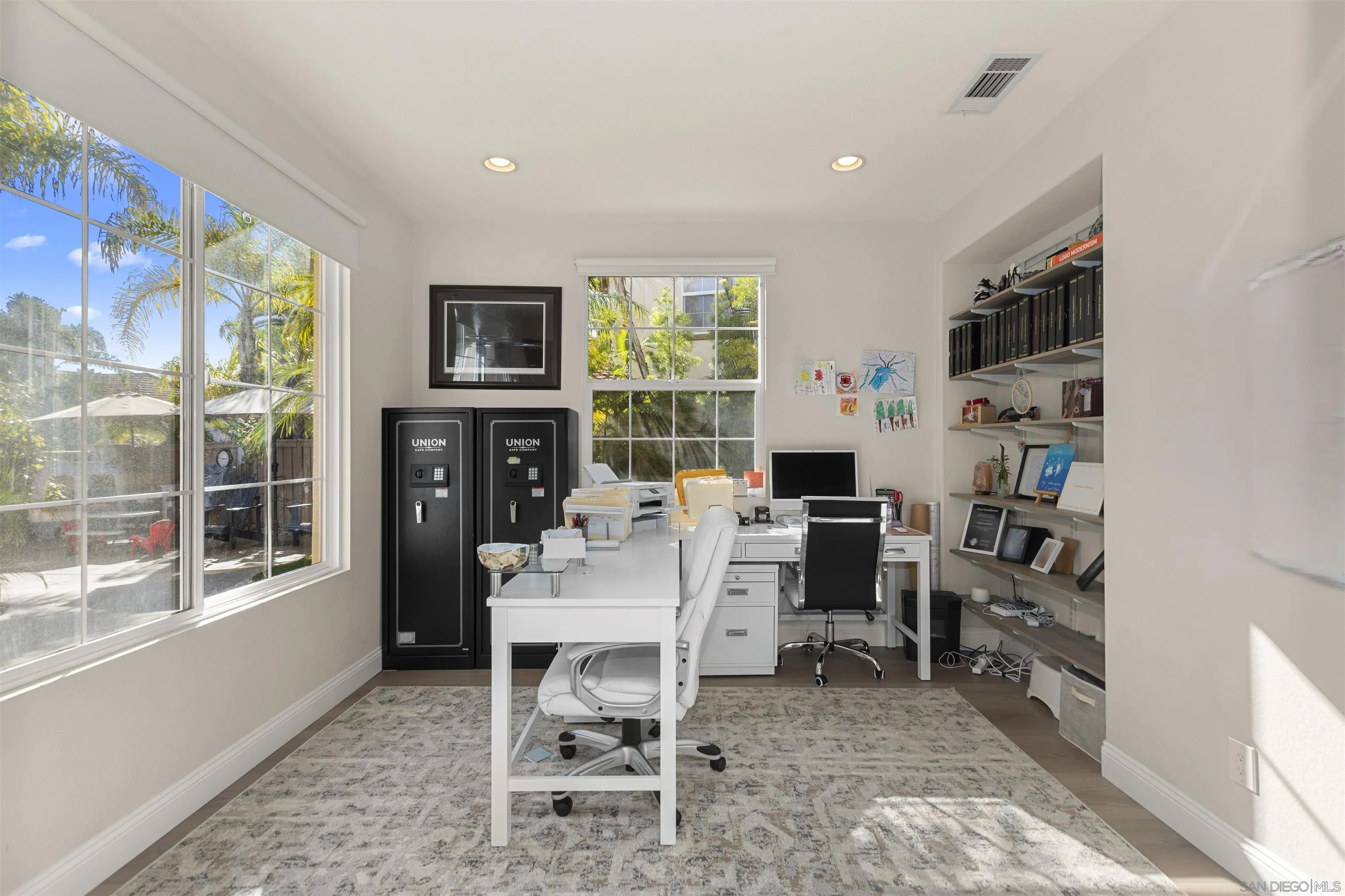 https://cdn.realtyfeed.com/cdn/127/260003681/e9b754deab4272440ce467d57a676bbf.webp