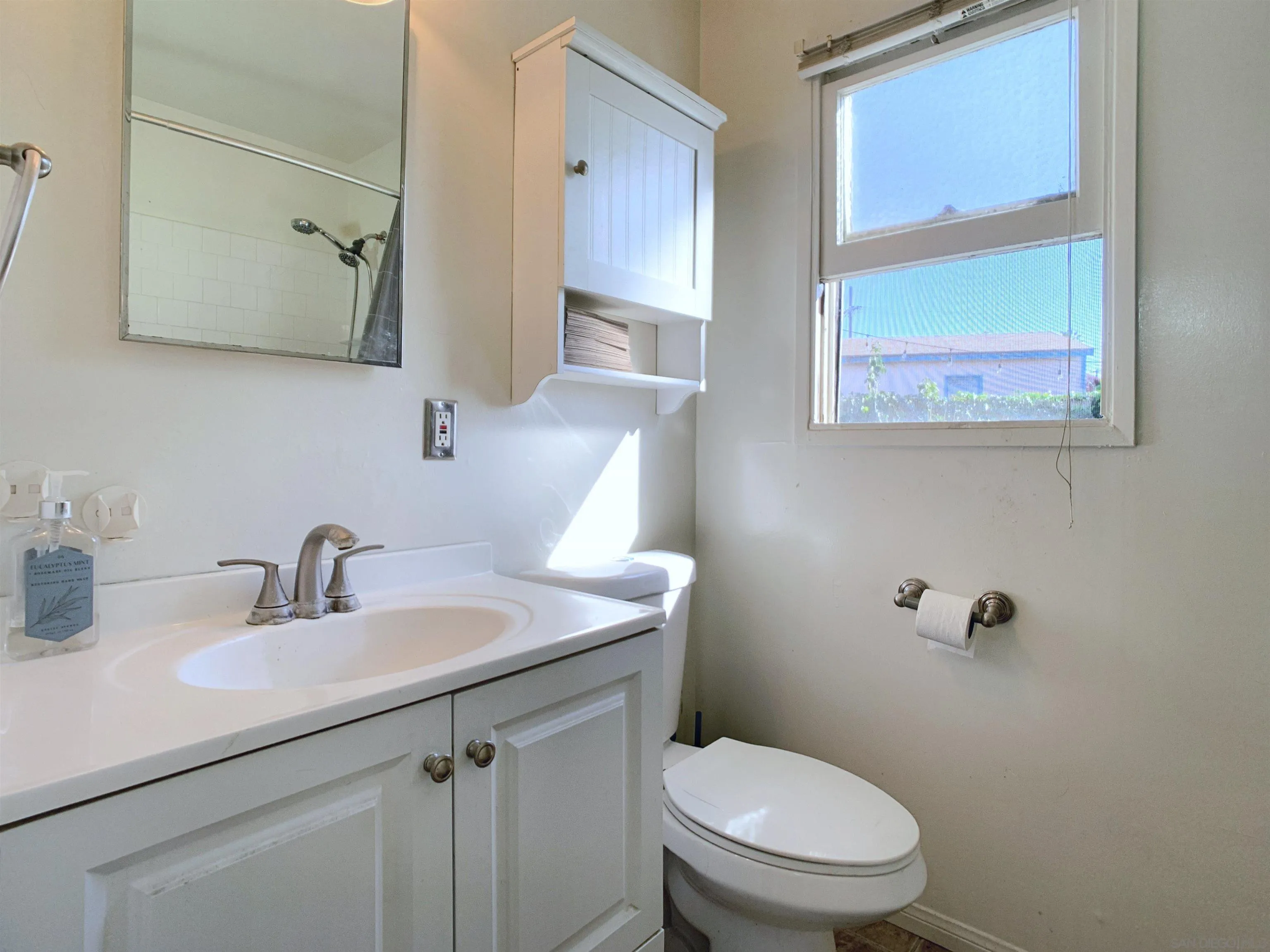 https://cdn.realtyfeed.com/cdn/127/260003685/2d1f01c89cd89d3725106be8055e517a.webp