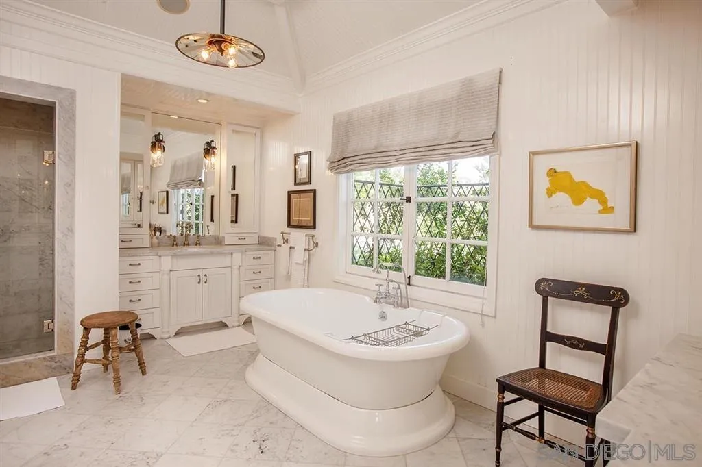 https://cdn.realtyfeed.com/cdn/127/260003688/c06b99713234d3478149d31fbac686d0.webp