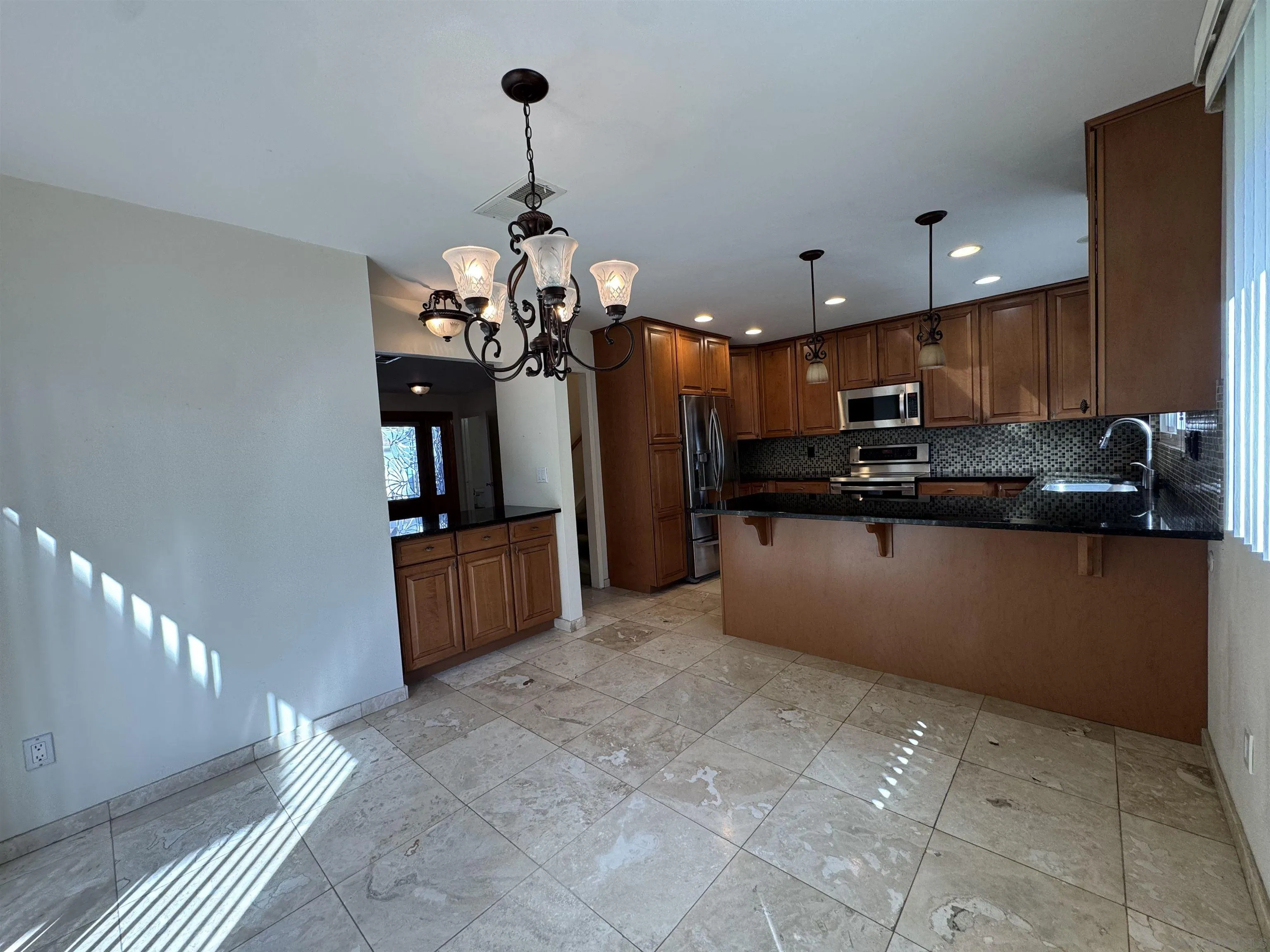 Photo #10: 260003694 Listing: Photo #10