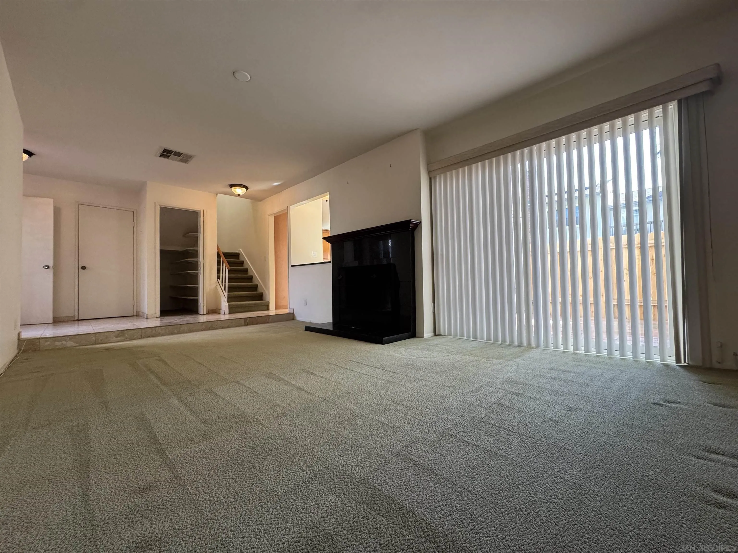 Photo #6: 260003694 Listing: Photo #6