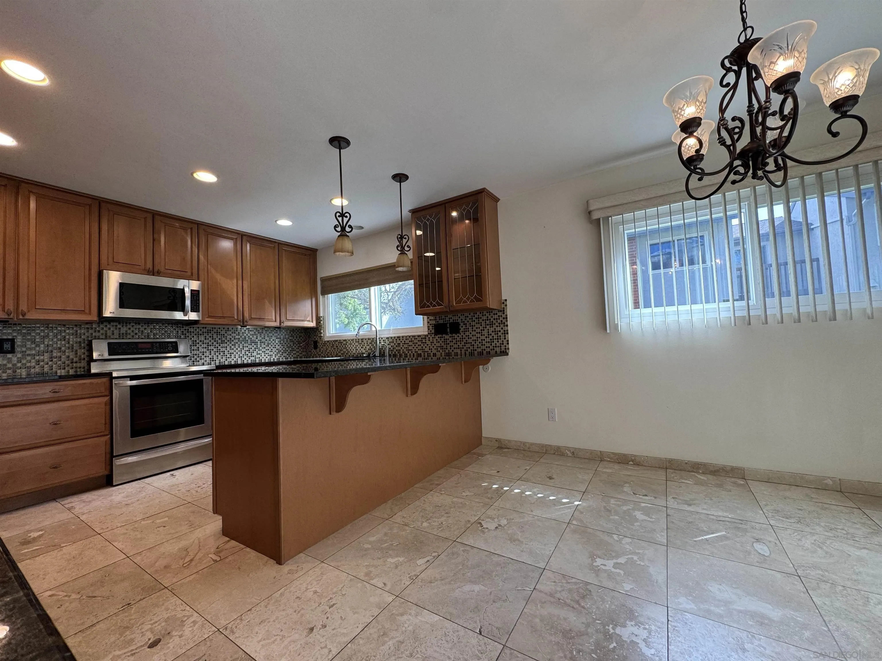 Photo #8: 260003694 Listing: Photo #8