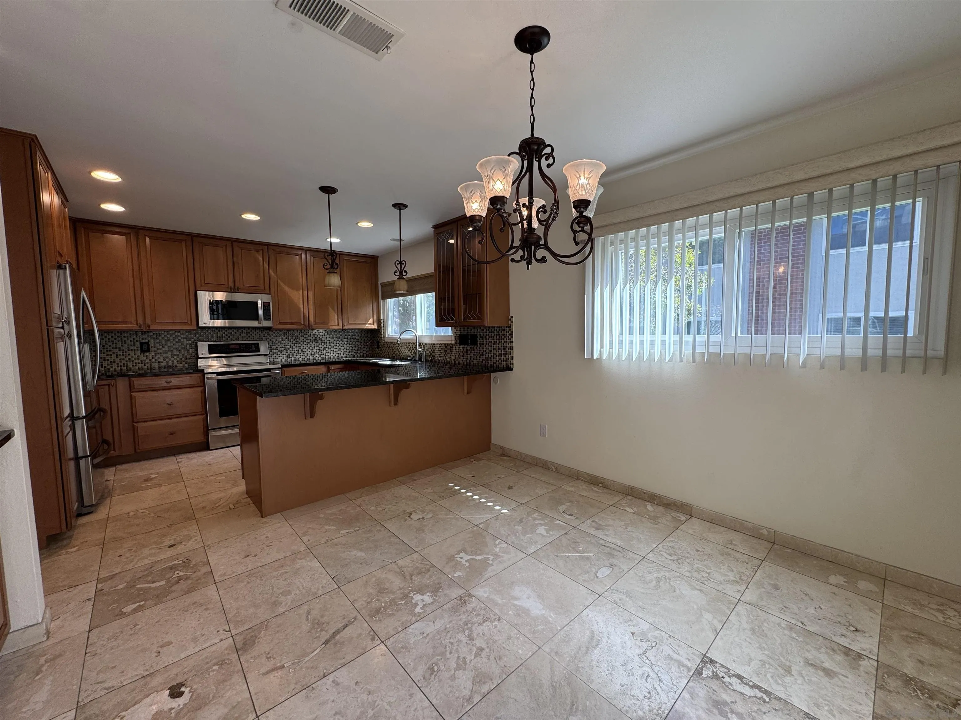 Photo #9: 260003694 Listing: Photo #9