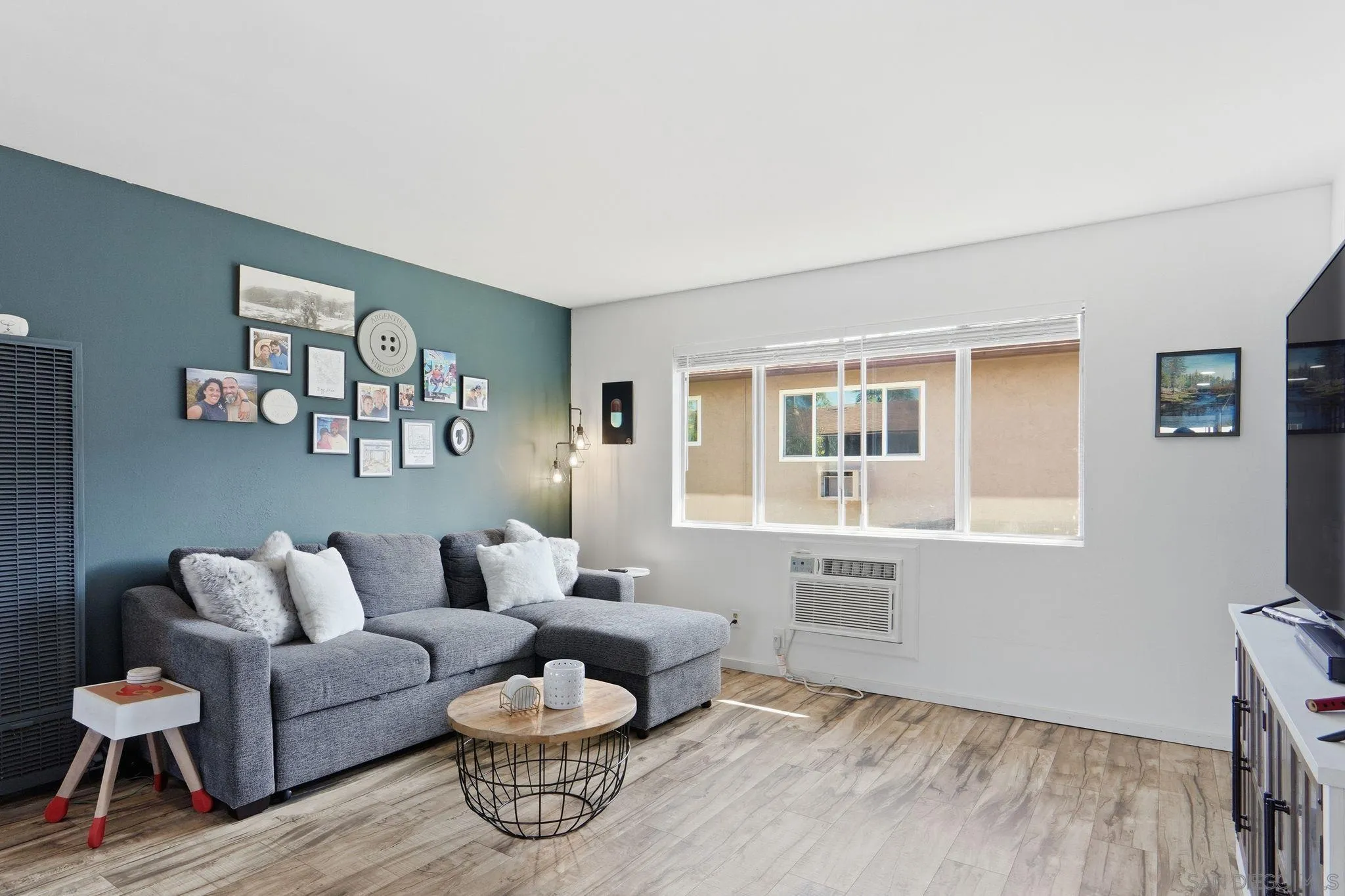 Photo #1: 260003702 Listing: Photo #1