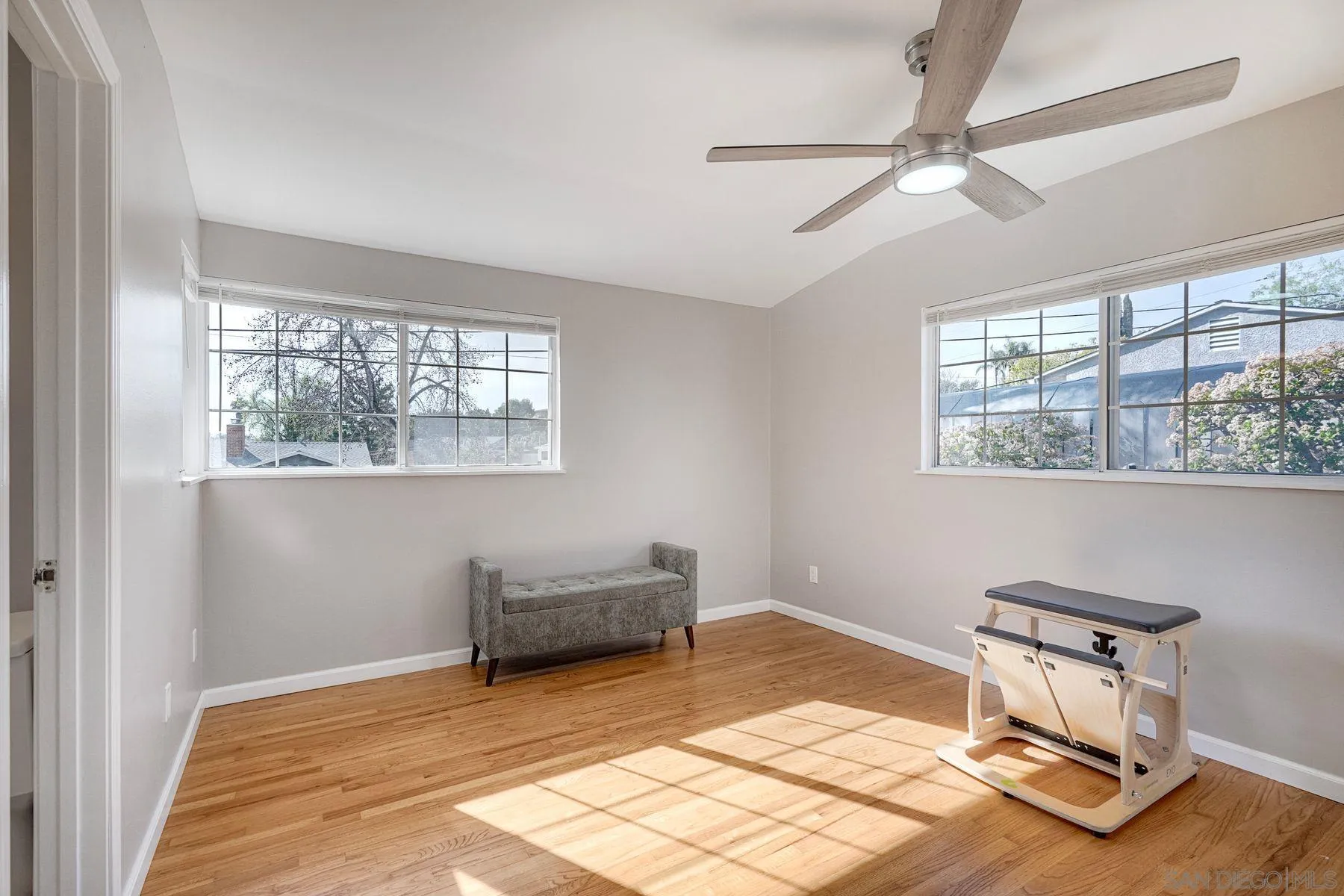 https://cdn.realtyfeed.com/cdn/127/260003707/dd2f54f046d86d8073f60169670f2301.webp