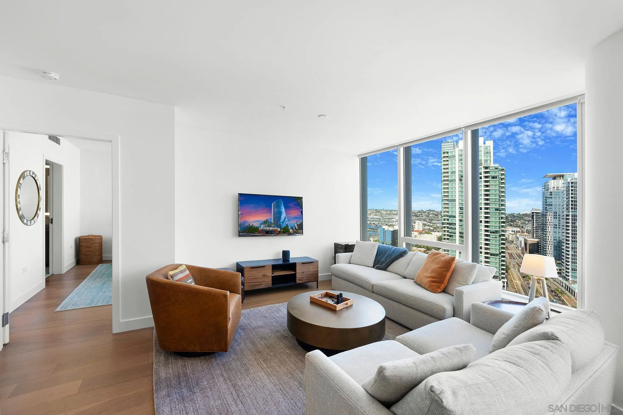 https://cdn.realtyfeed.com/cdn/127/260003711/1197f5ca0ff0d421383244b4643d387f.webp