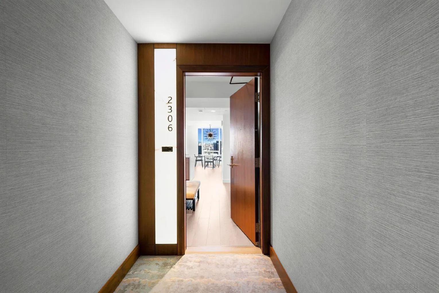 https://cdn.realtyfeed.com/cdn/127/260003711/1239a7a80fc24b52137471c6dff94f87.webp