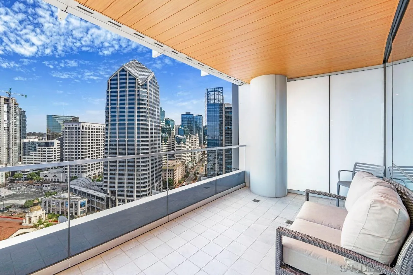 https://cdn.realtyfeed.com/cdn/127/260003711/89886a7a2459373fdbb060b46a10ec52.webp