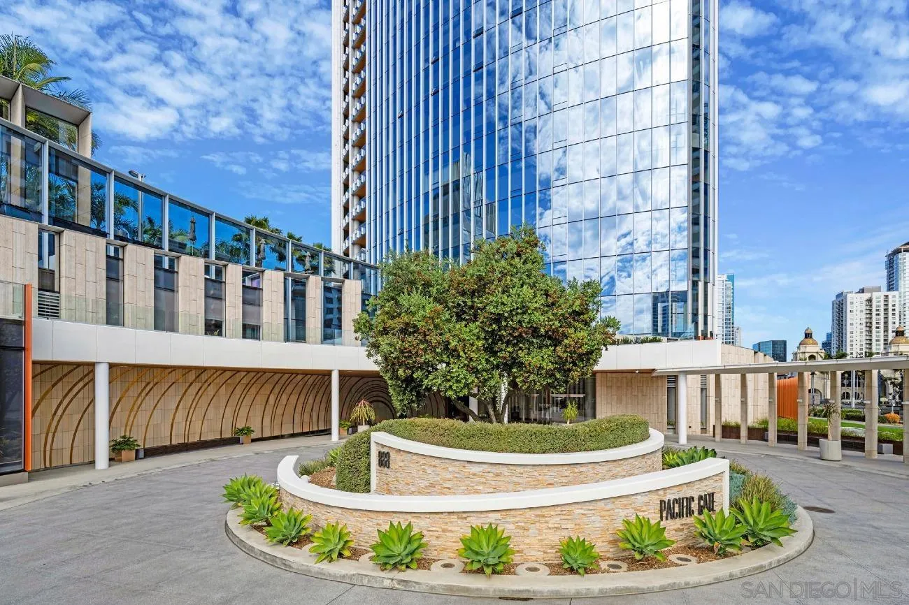 https://cdn.realtyfeed.com/cdn/127/260003711/f4337de1bfa2b1b9289bd980d6d17c34.webp