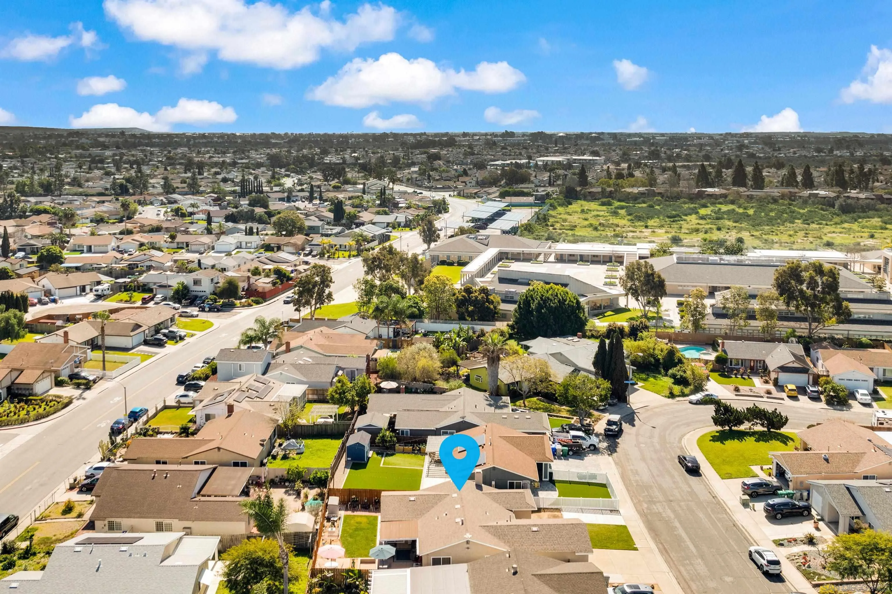 https://cdn.realtyfeed.com/cdn/127/260003714/5c9fec146fd4abd5a1c6b79b7f2f255f.webp