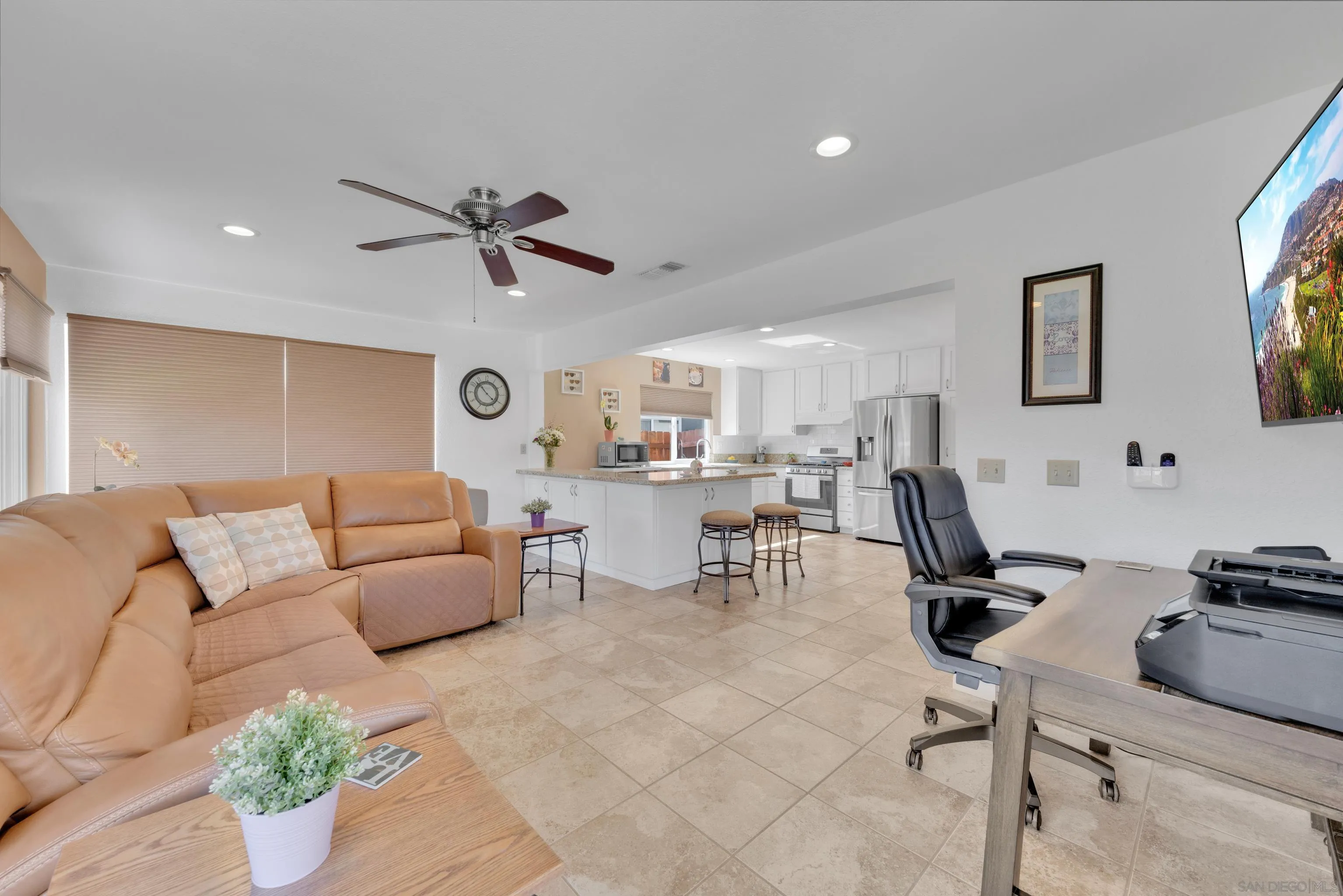 https://cdn.realtyfeed.com/cdn/127/260003714/a81446943b90e1b9fa8921b09ac4a0a2.webp