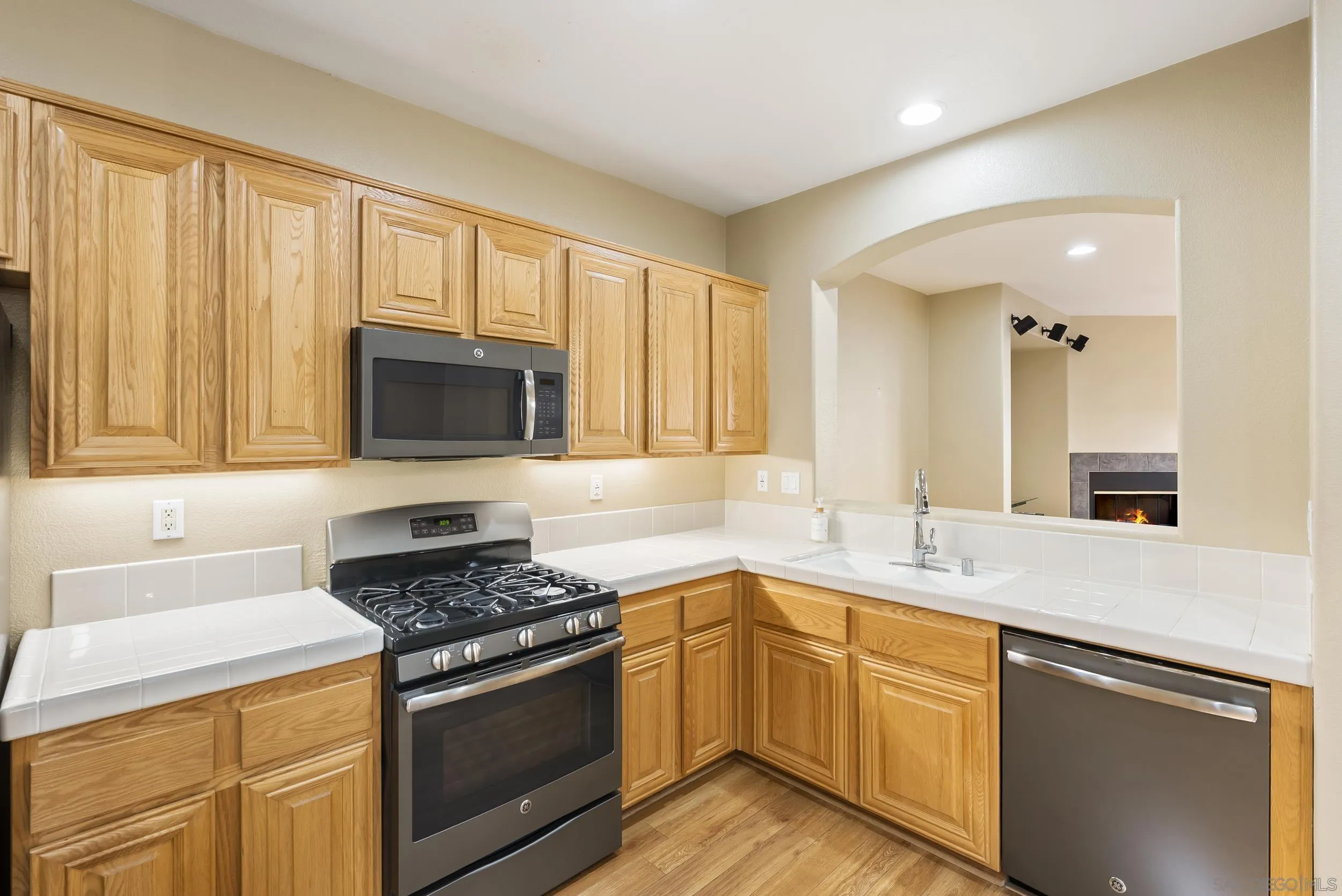 Photo #16: 260003724 Listing: Photo #16