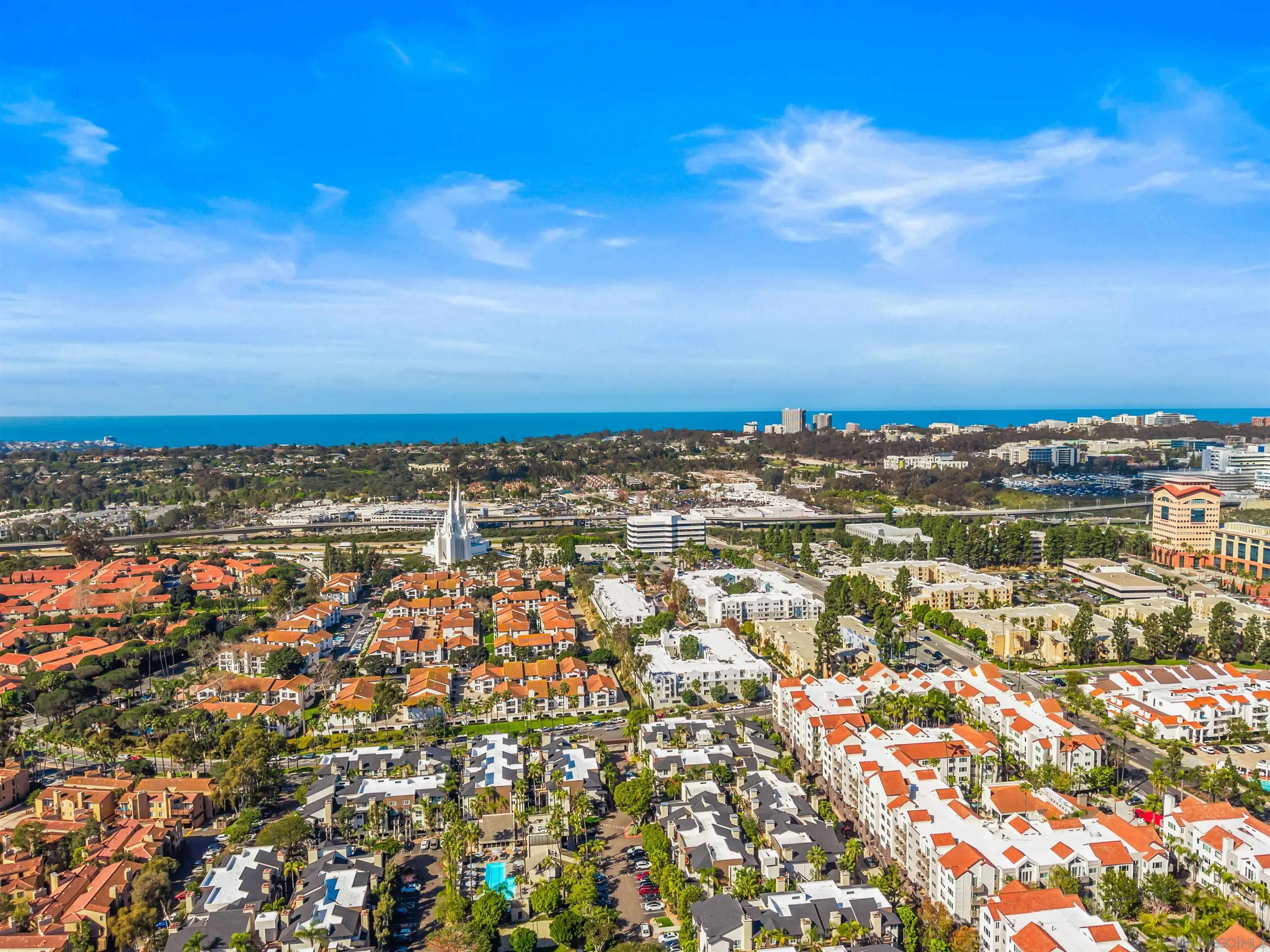 https://cdn.realtyfeed.com/cdn/127/260003728/e6af4d8c83bf31d8506650cf9e5195cf.webp