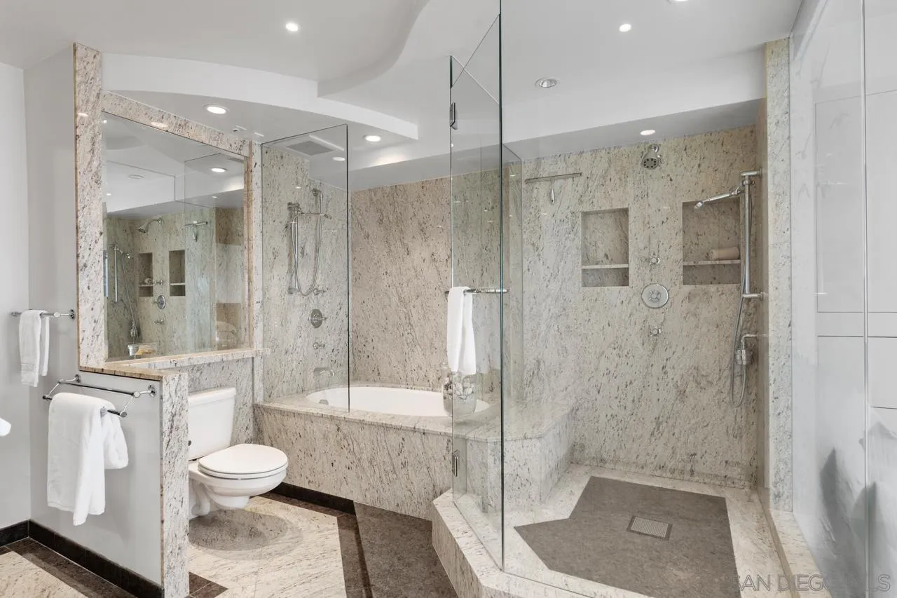 Photo #22: 260003733 Listing: Photo #22