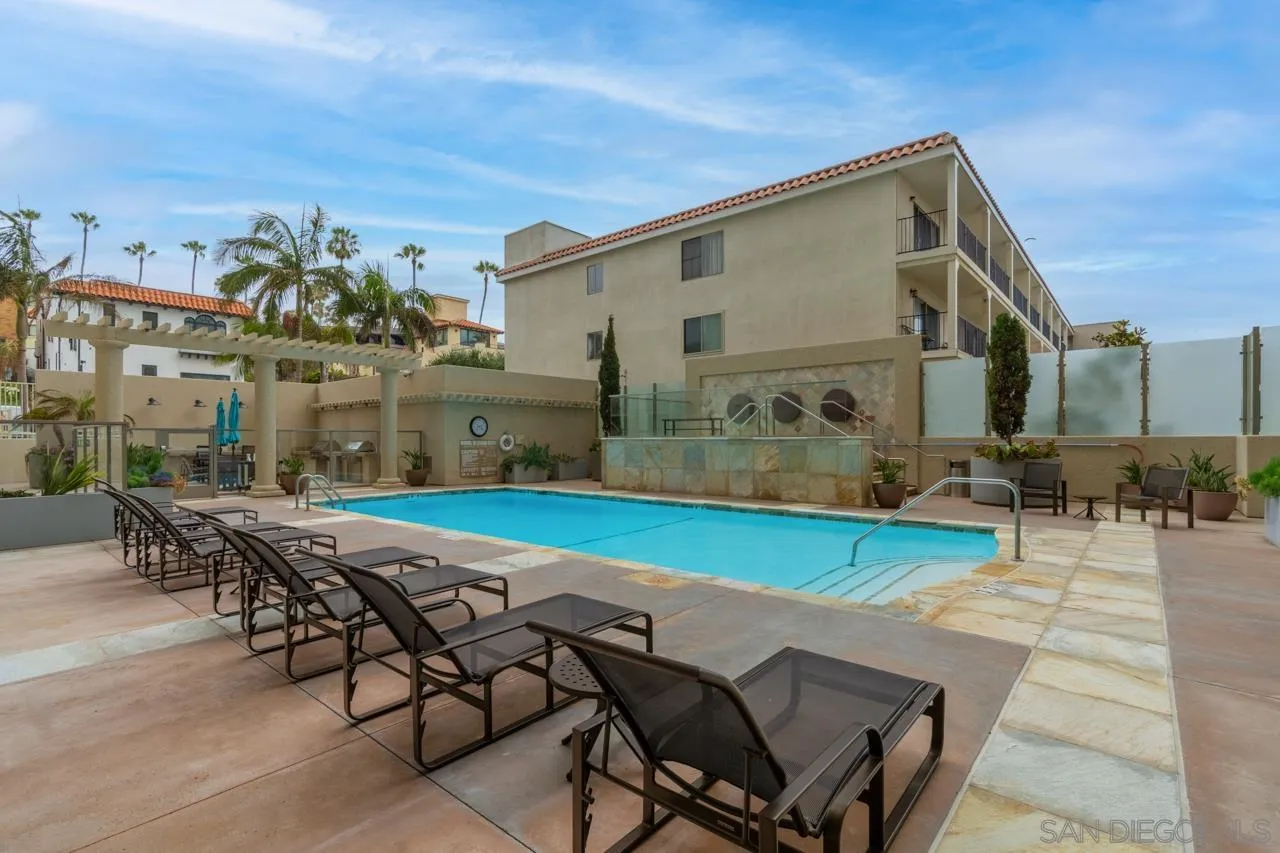 Photo #41: 260003733 Listing: Photo #41