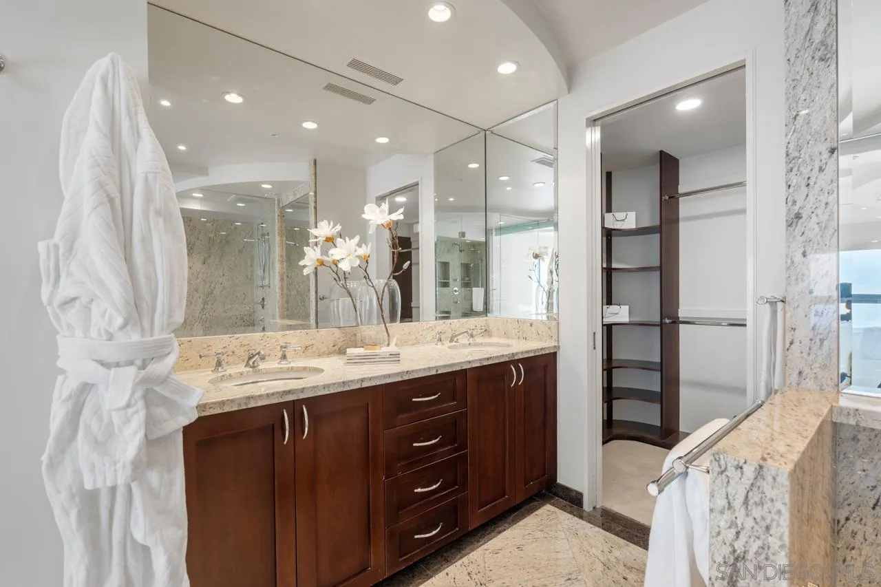 Photo #24: 260003733 Listing: Photo #24