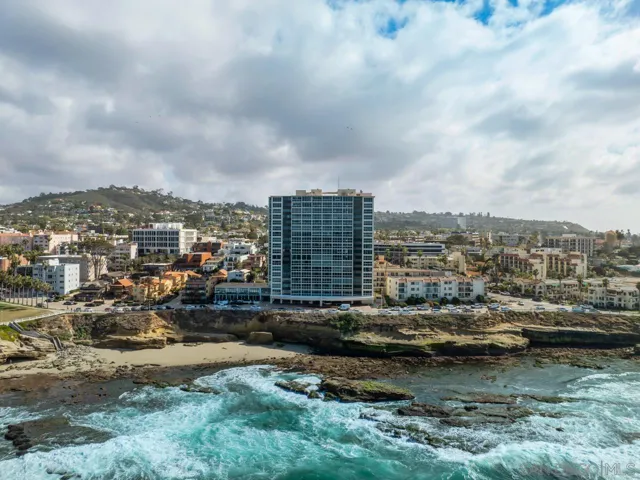 939 COAST BLVD #15E, LA JOLLA, CA 92037  Photo 3