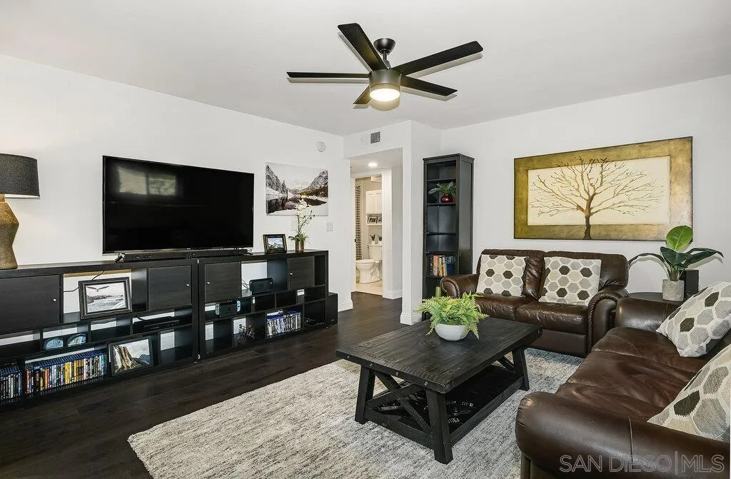 https://cdn.realtyfeed.com/cdn/127/260003736/60fe5463685ab05b0c26bcd70d7c5699.webp