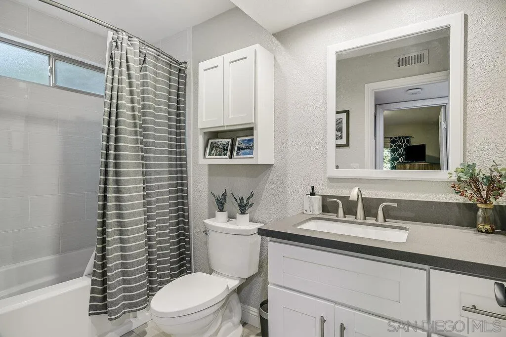 https://cdn.realtyfeed.com/cdn/127/260003736/f32aca17cb1e08bcf967b04977bb1071.webp