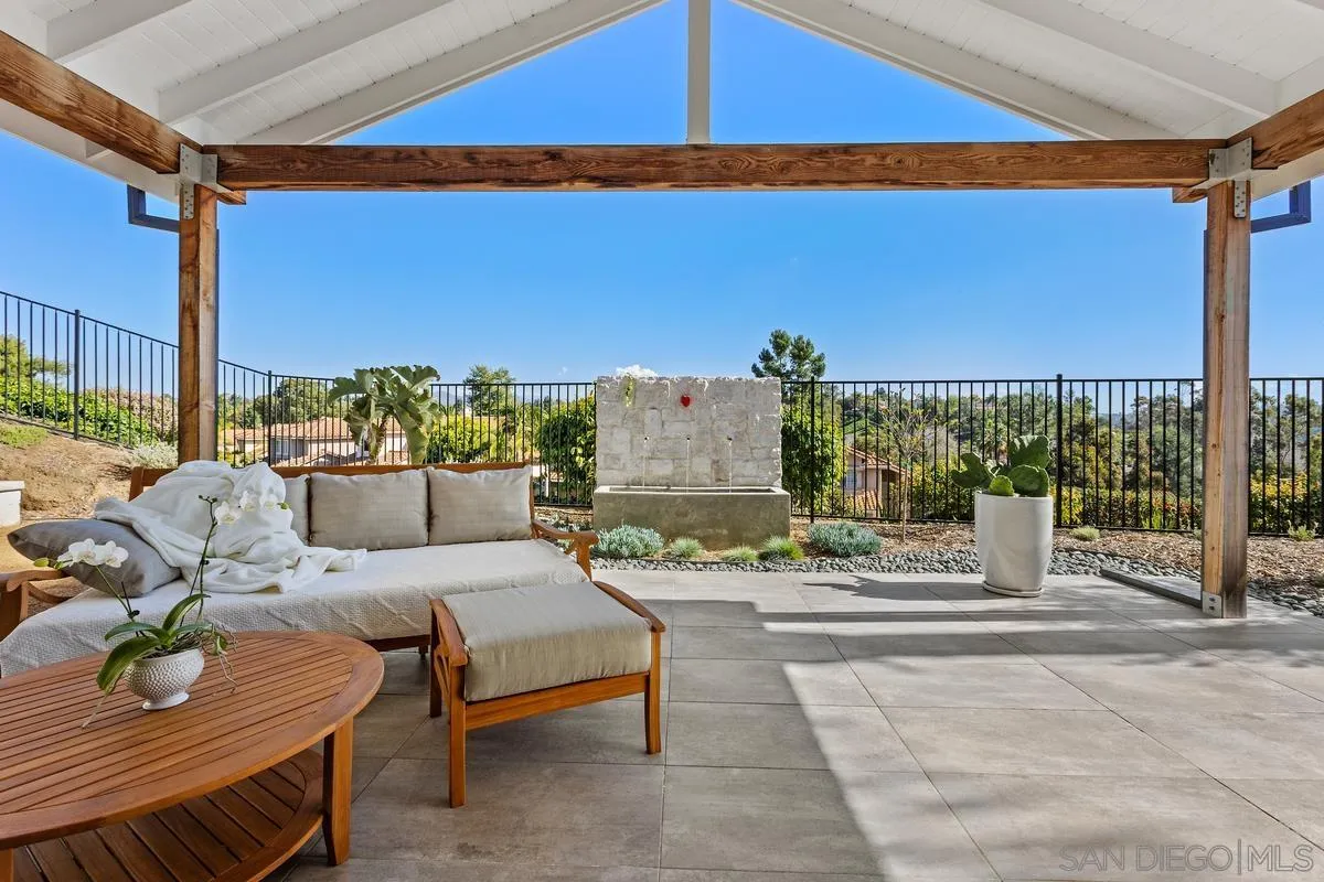 https://cdn.realtyfeed.com/cdn/127/260003748/204c8871731ef74c4ab8856f67b95f06.webp