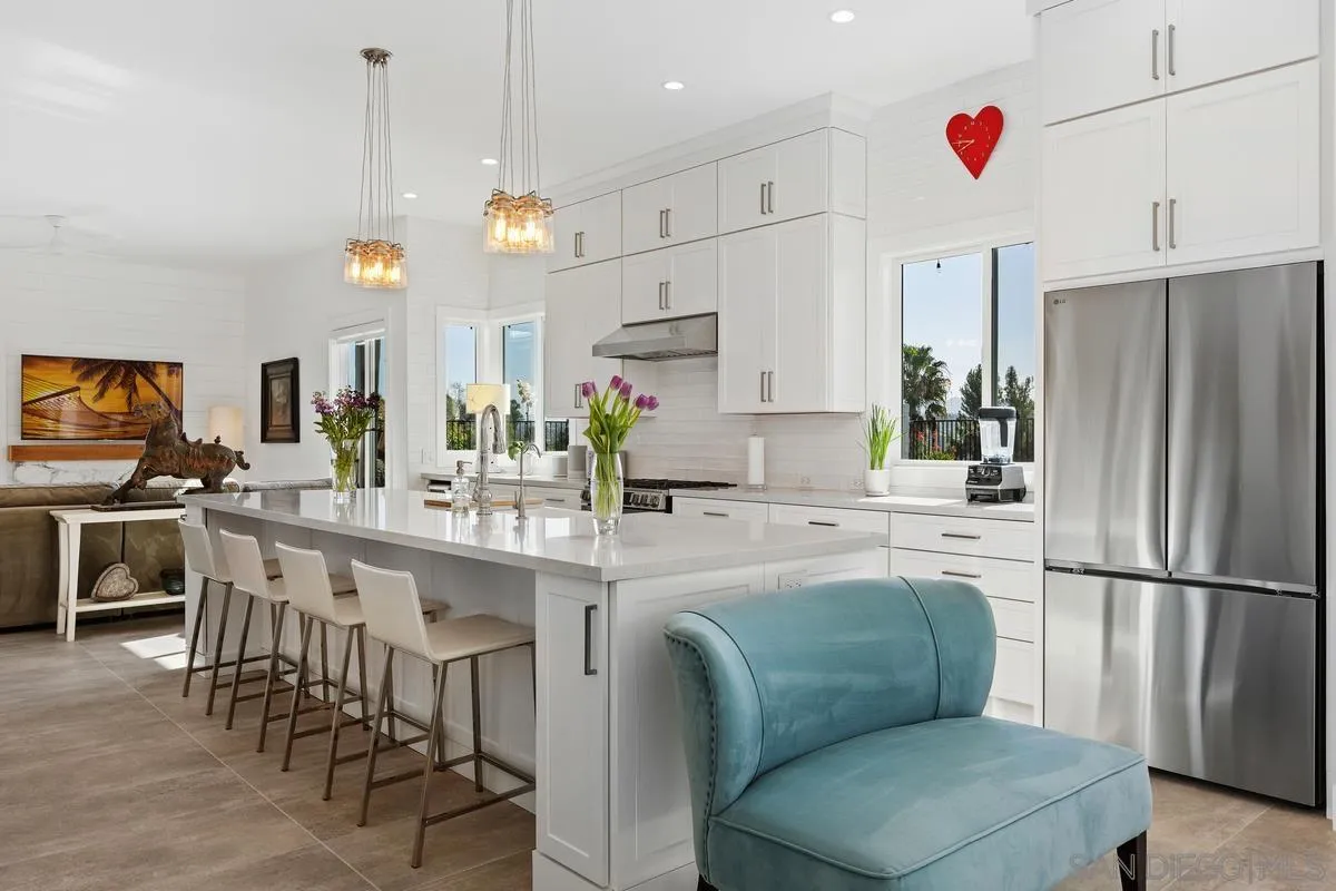 https://cdn.realtyfeed.com/cdn/127/260003748/435cb0209b9b94d9d455651424c1ecf1.webp