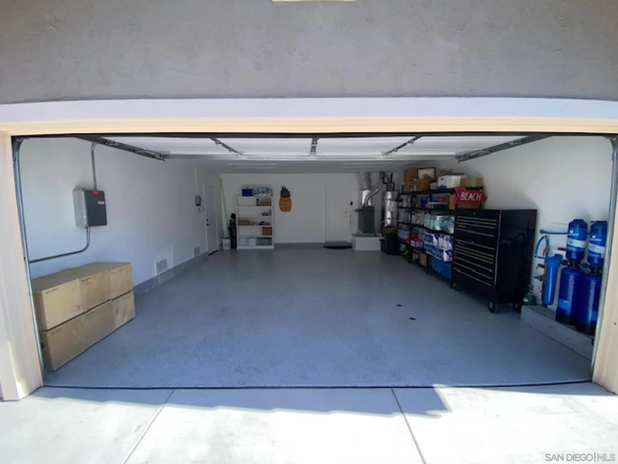 https://cdn.realtyfeed.com/cdn/127/260003748/50a6d2f6b9eb901a7696241aa3e1af37.webp
