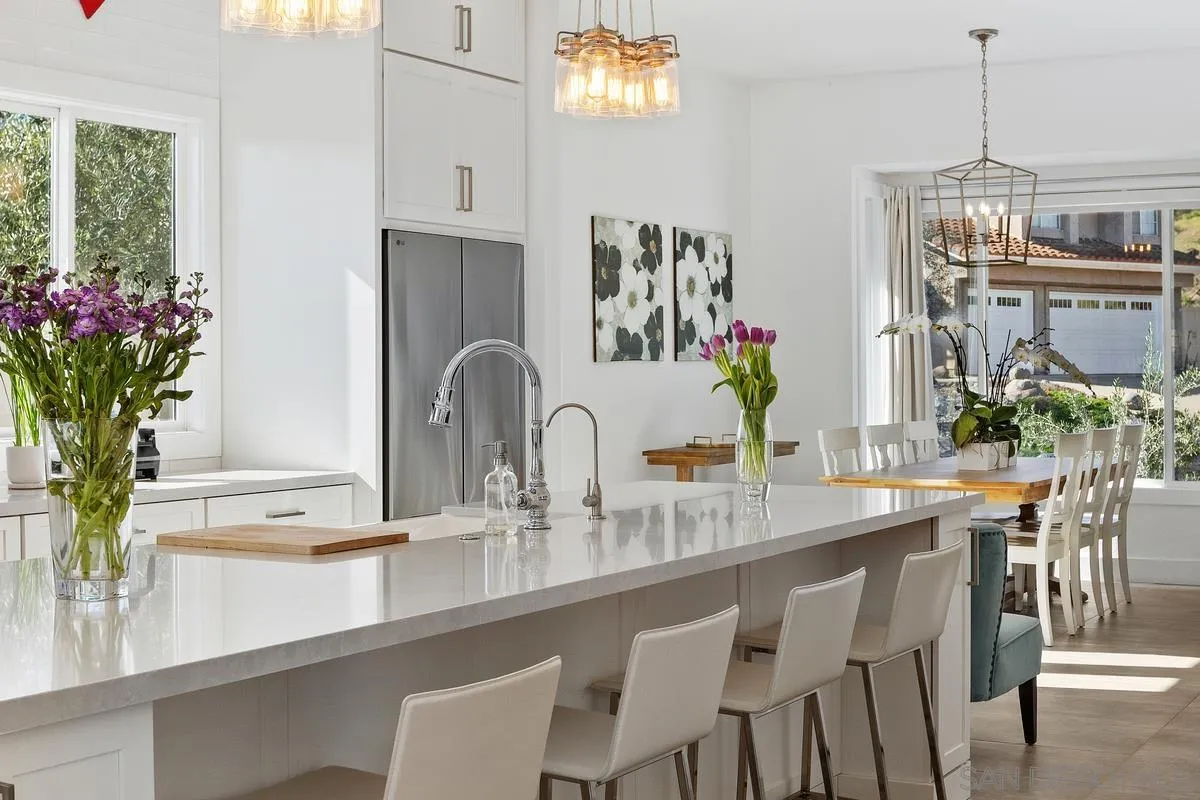 https://cdn.realtyfeed.com/cdn/127/260003748/66b099acca67792302674526b1337fa4.webp