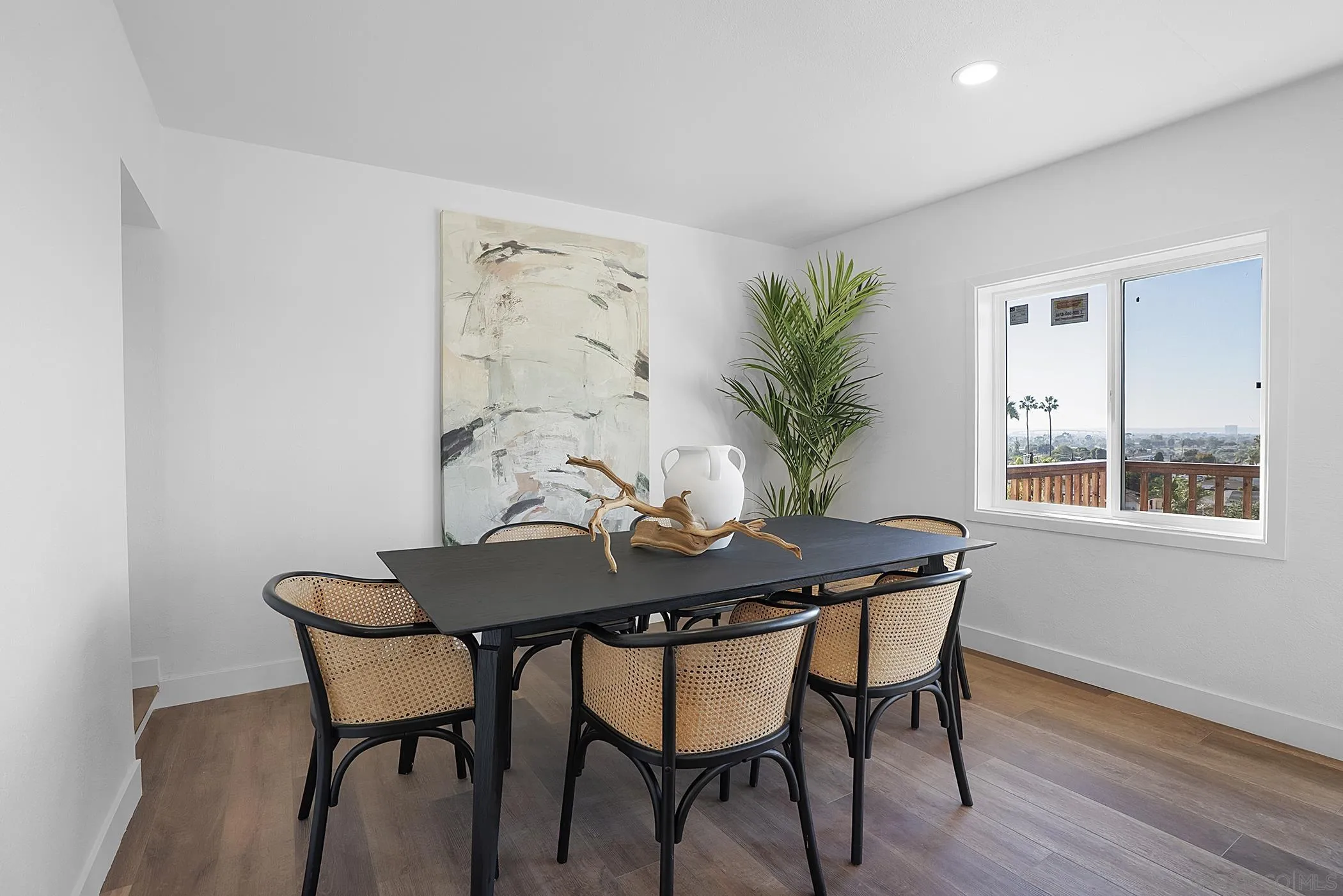 https://cdn.realtyfeed.com/cdn/127/260003750/3789ad2b87ab36801f54f866389a3aeb.webp