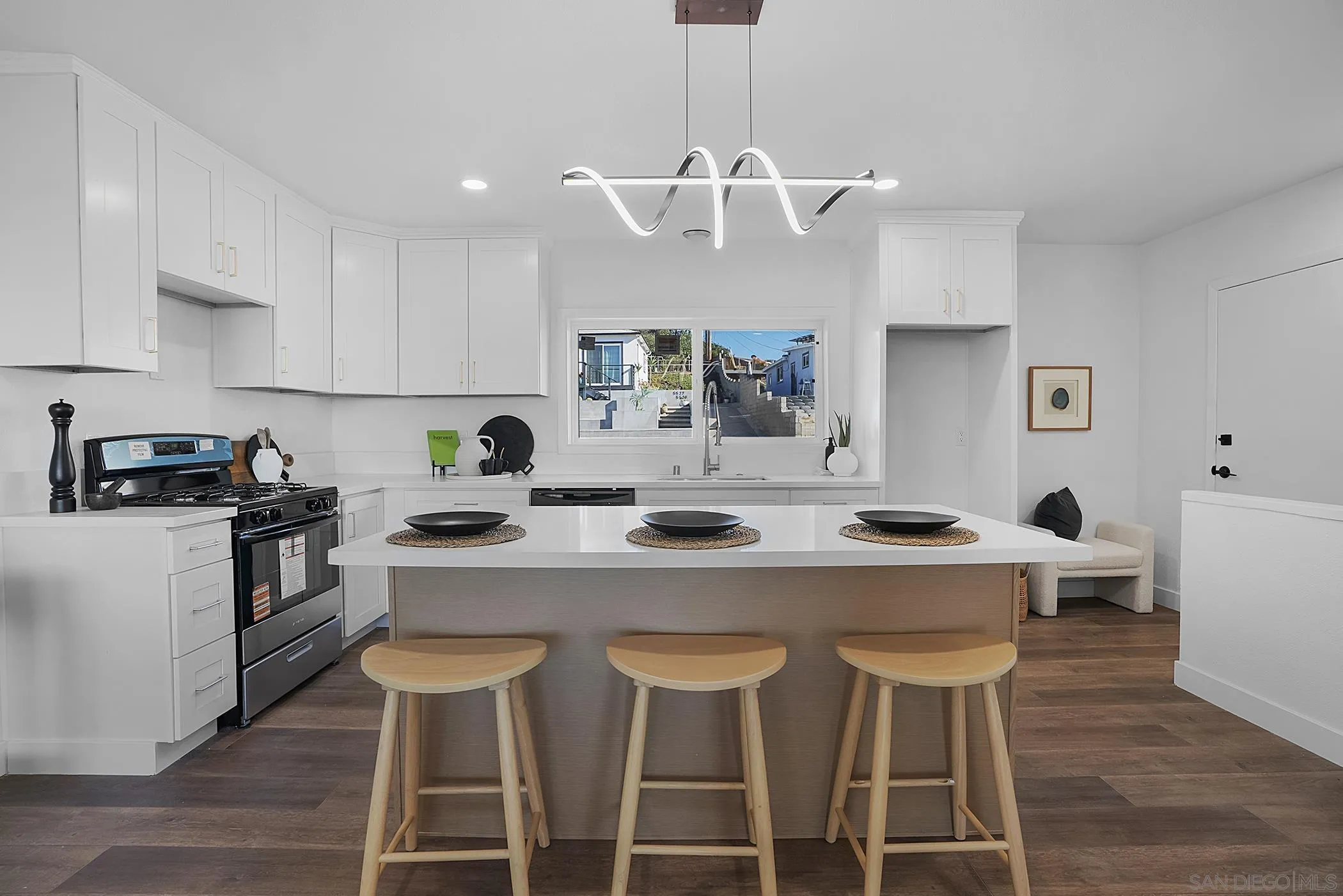 https://cdn.realtyfeed.com/cdn/127/260003750/c9872ae0f7e75dea96001a453c819647.webp