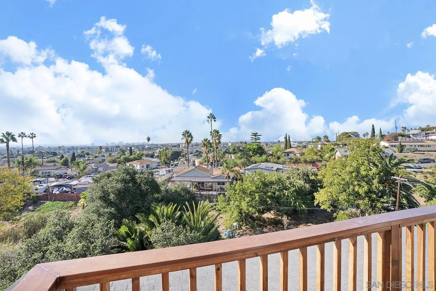 https://cdn.realtyfeed.com/cdn/127/260003750/e3523134765e5a04c41f5784d4c30b4d.webp