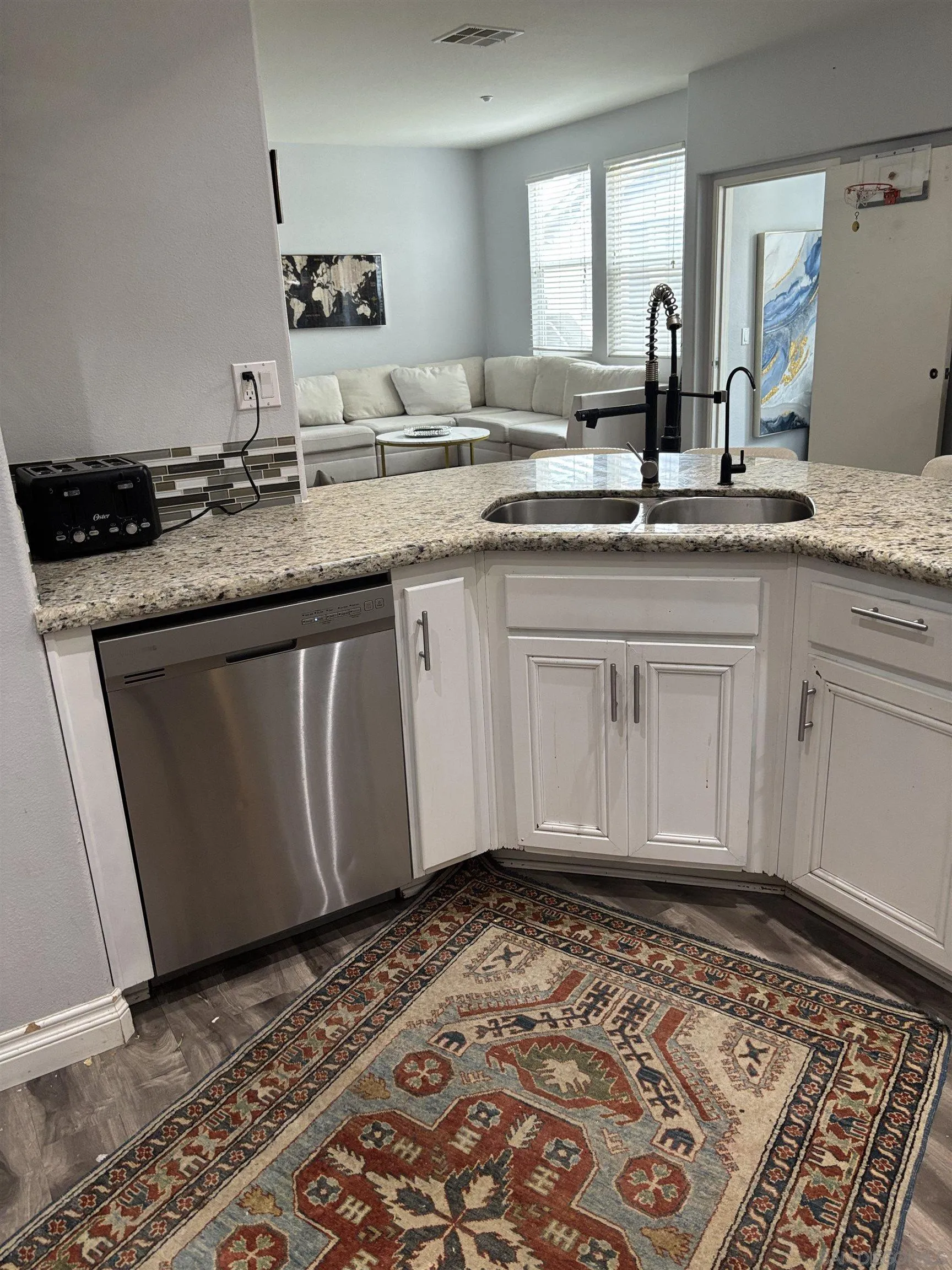 Photo #12: 260003752 Listing: Photo #12